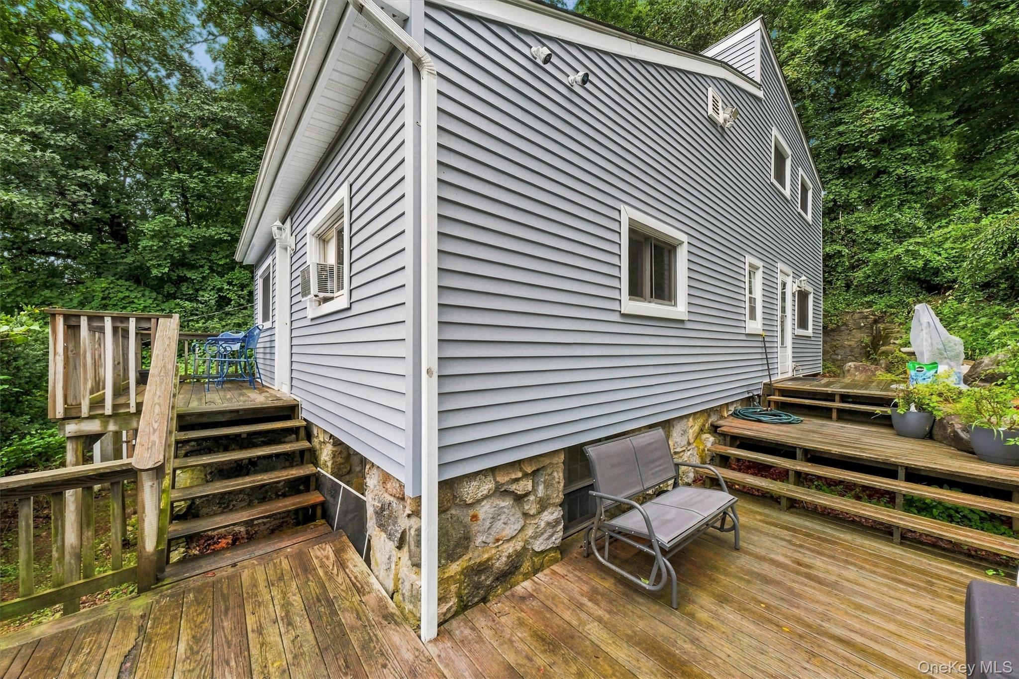 Deck
