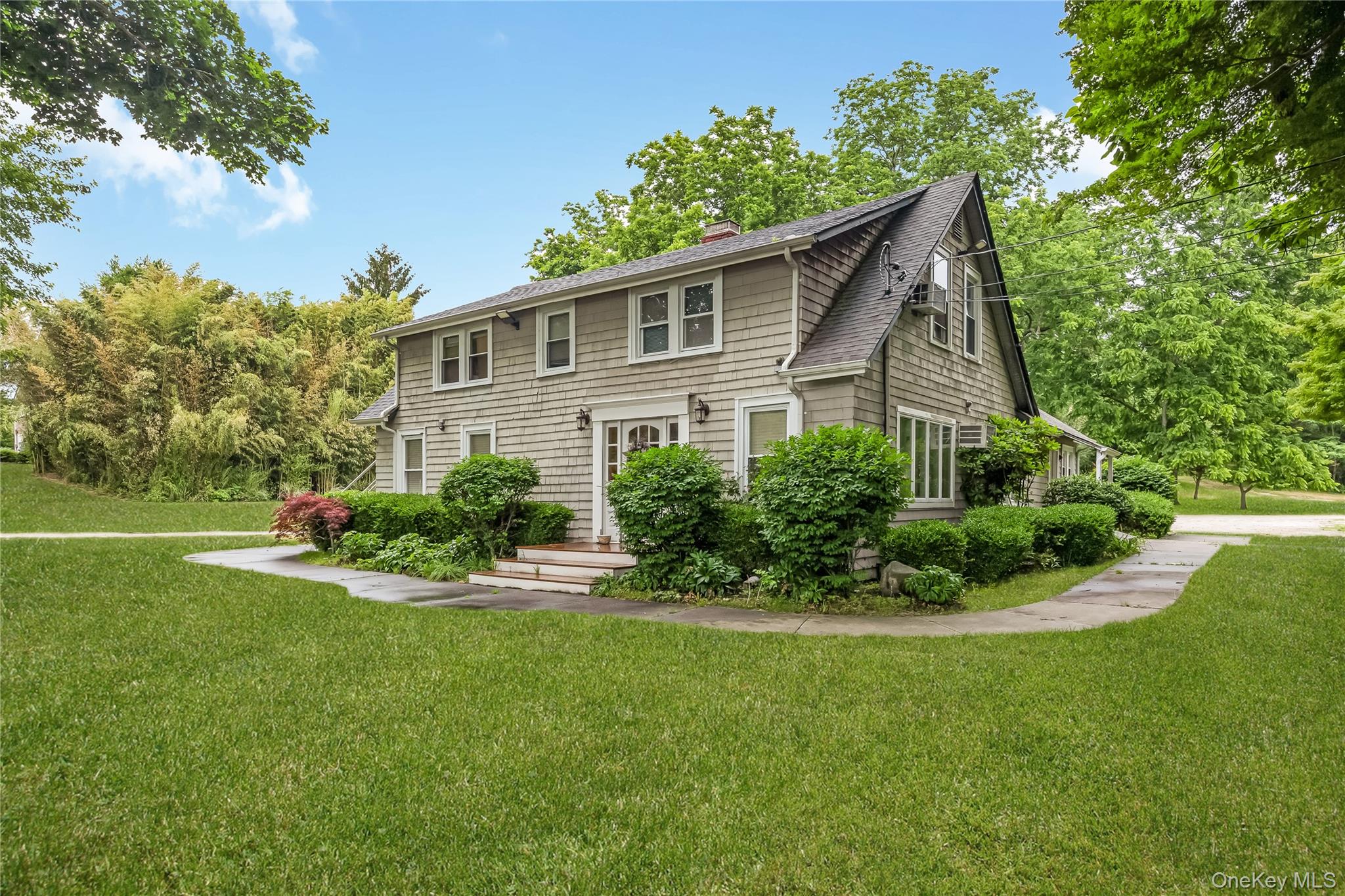 645 Middle Country Road