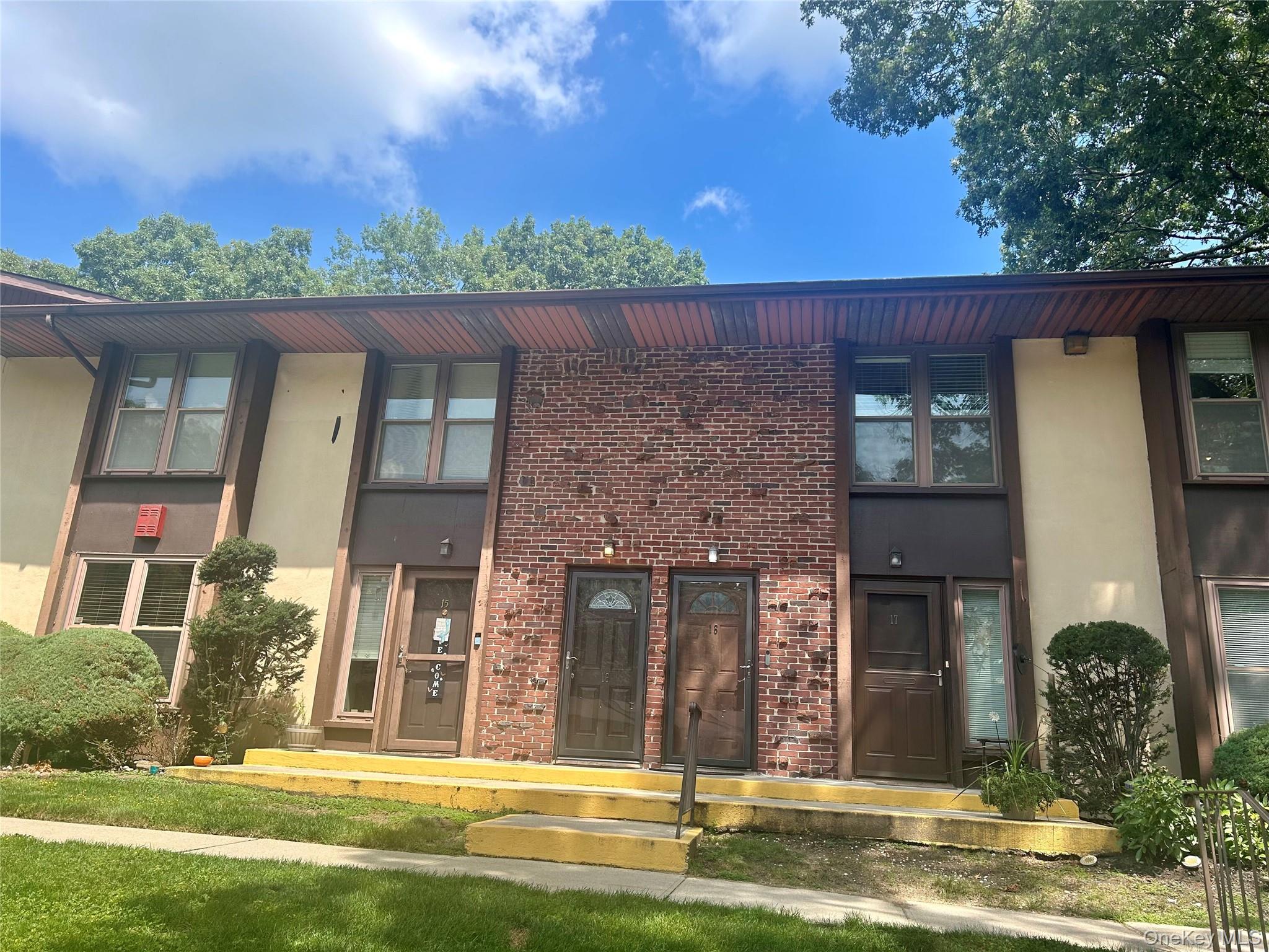 18 Cedar Court