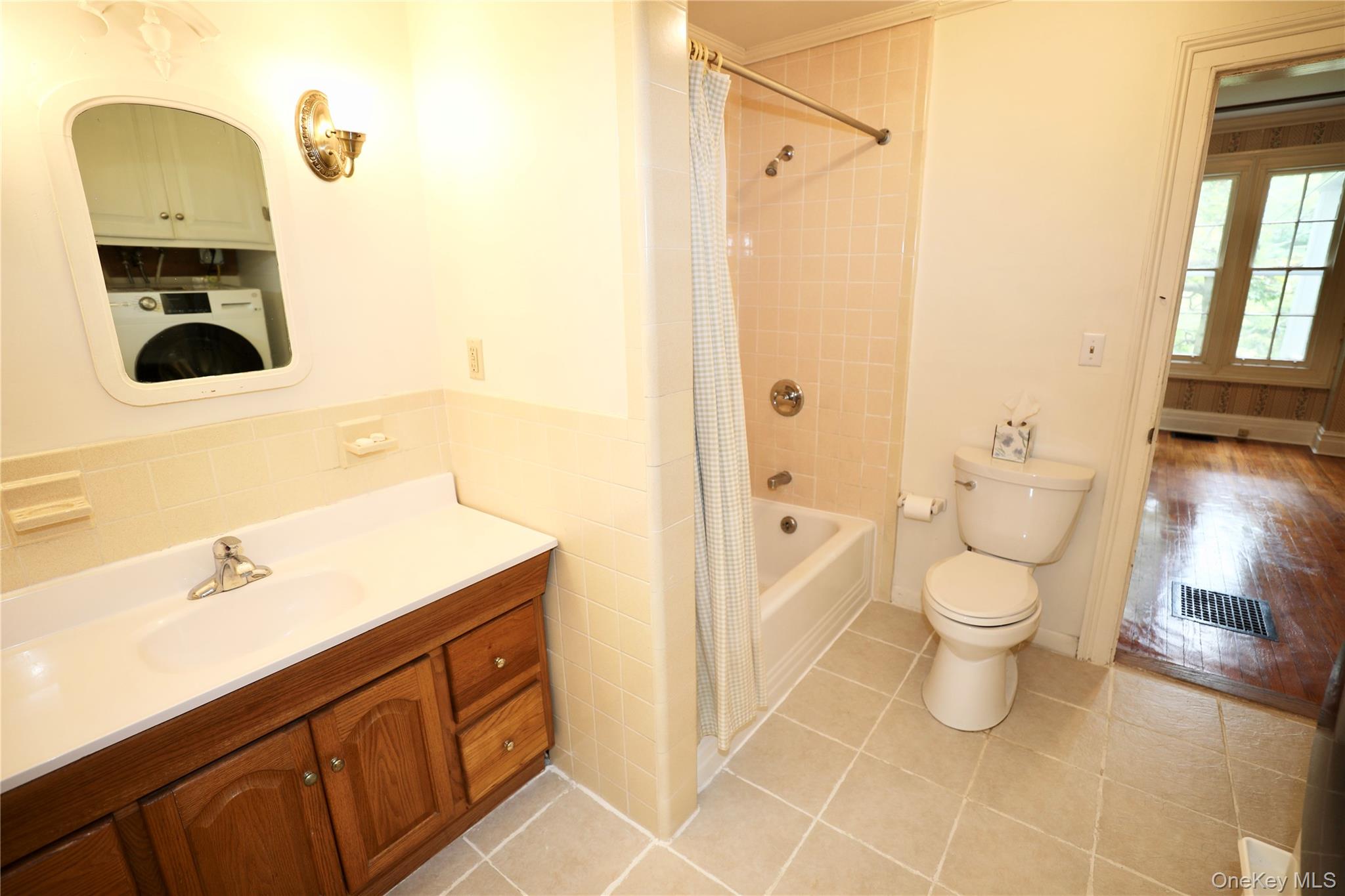 Photo 16