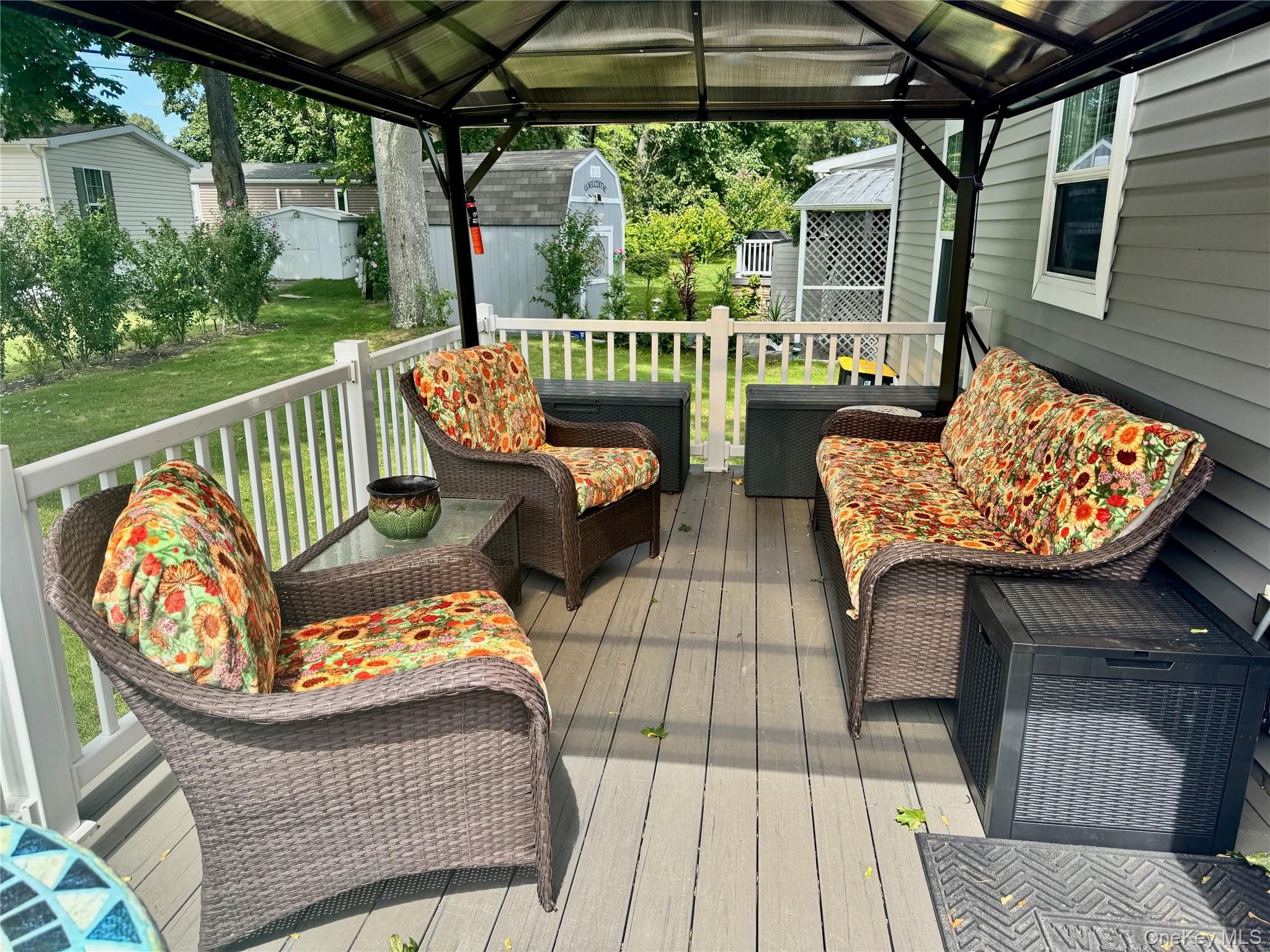 Deck