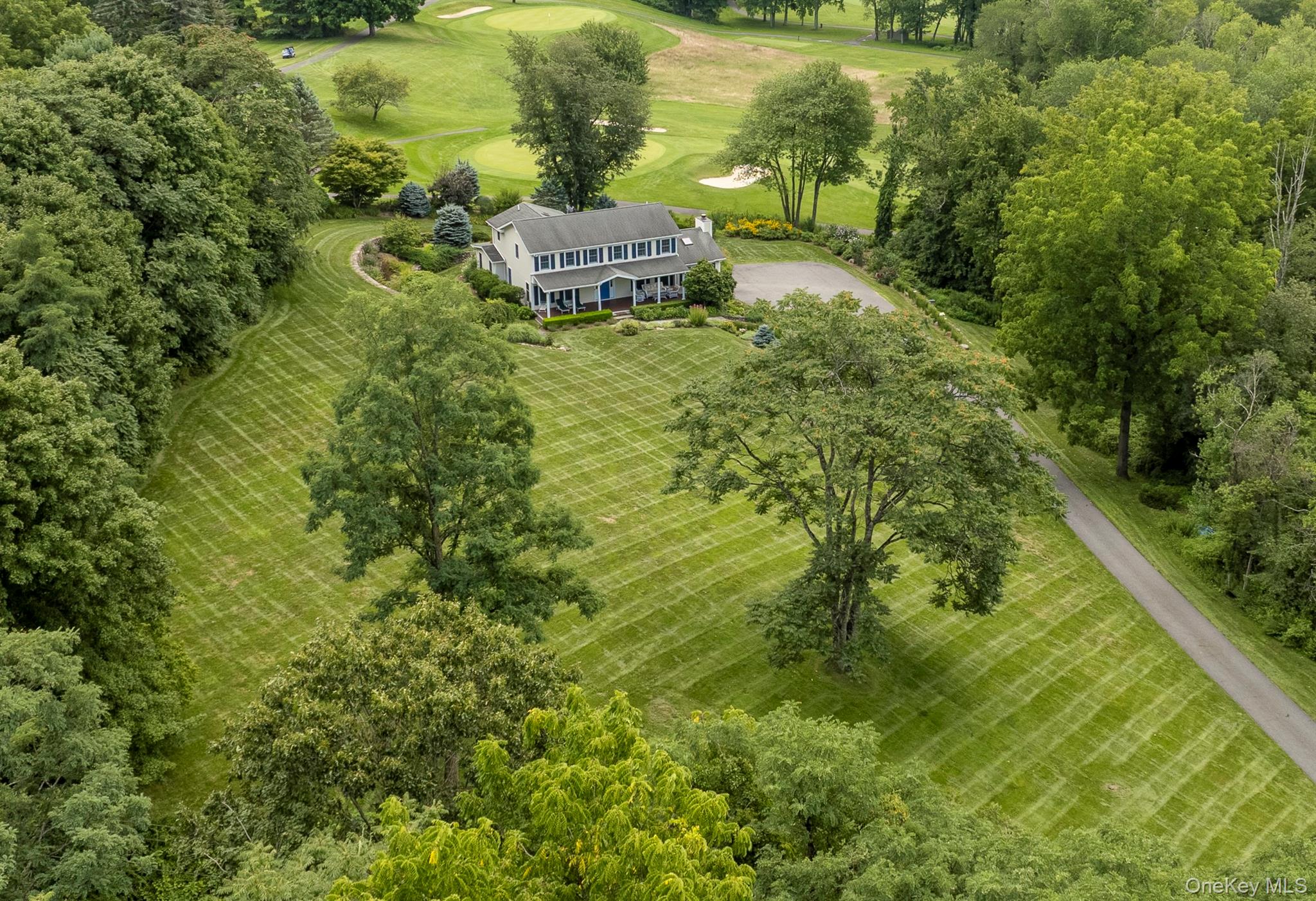 6 Bloomer Road