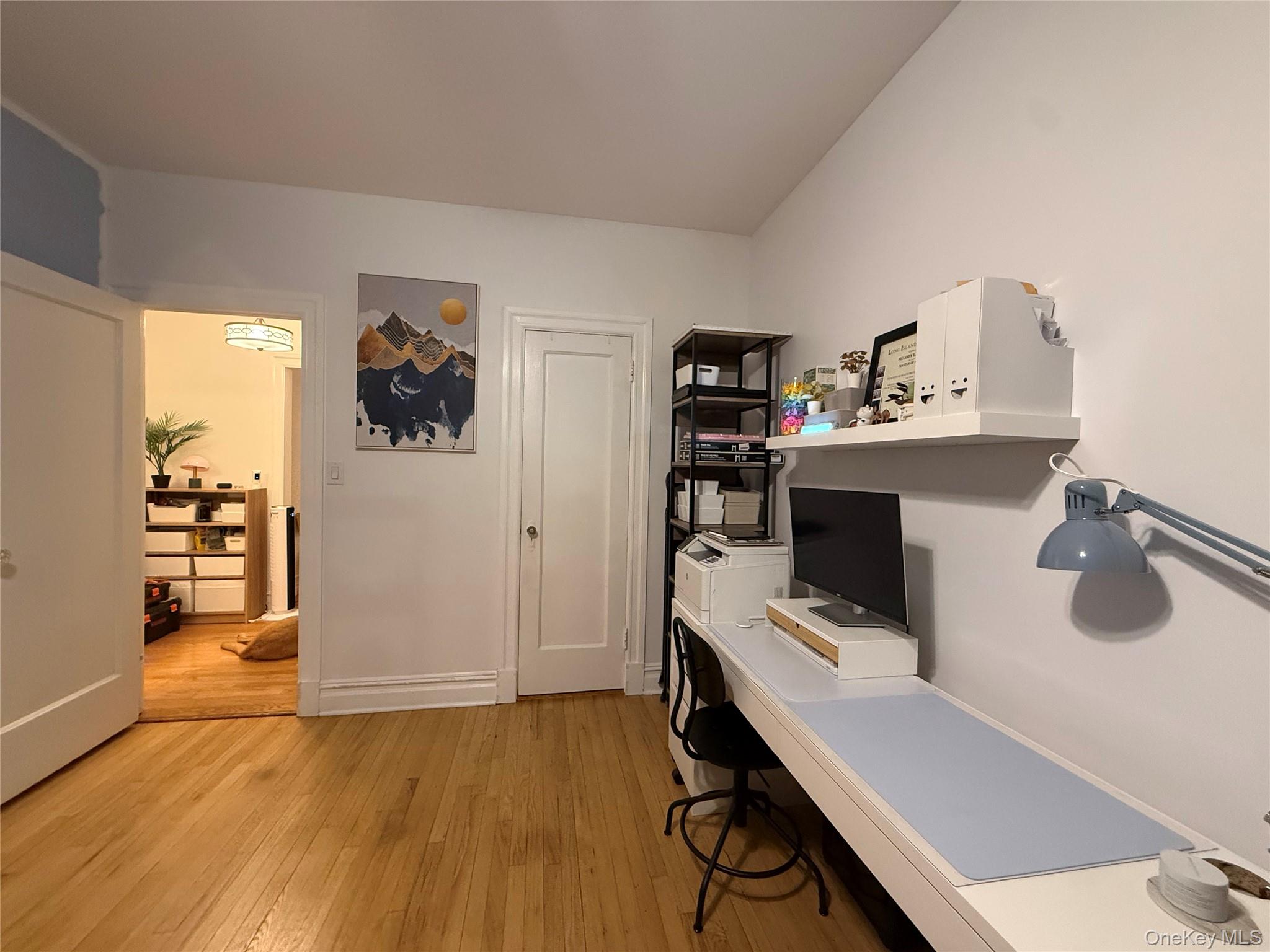 Photo 8