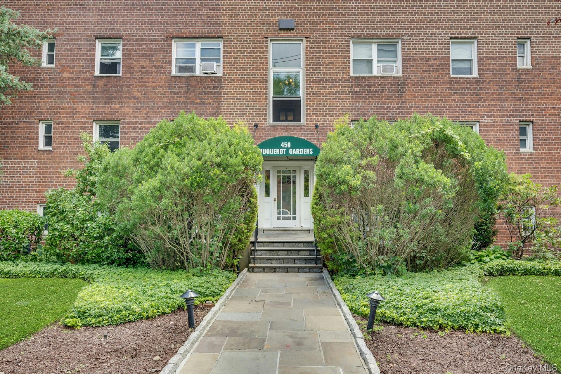 450 Pelham Road