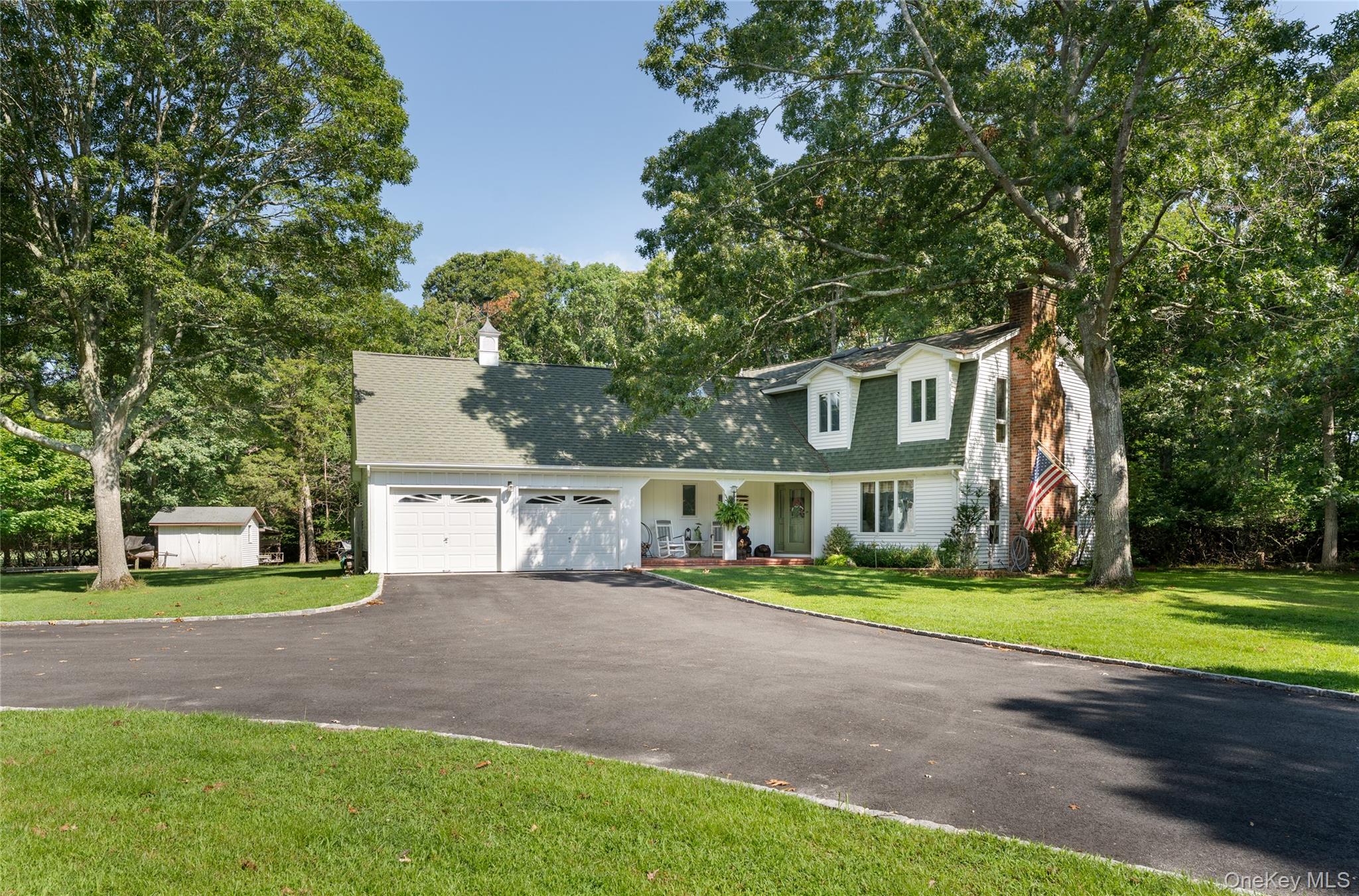 21 Bay Avenue