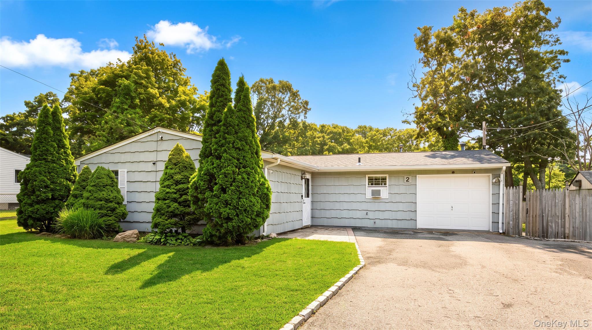 2 Pinetop Drive