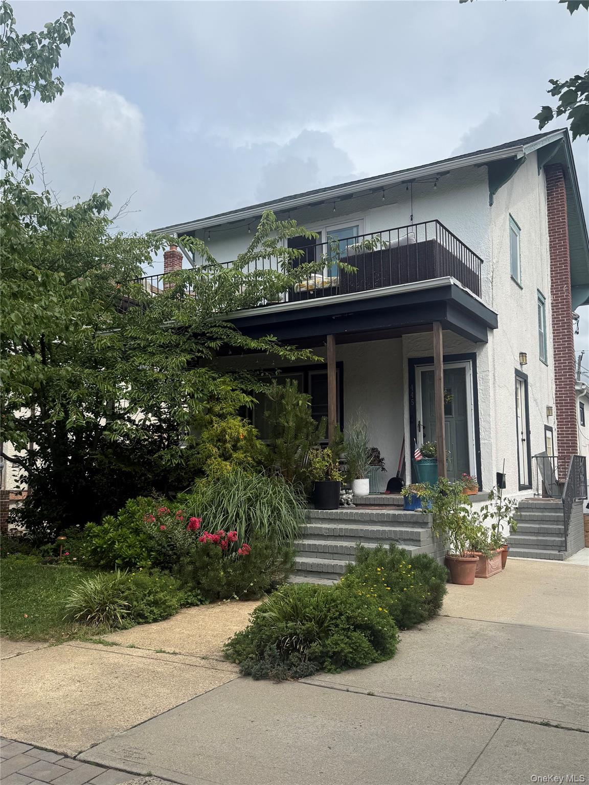 445 Walnut Street