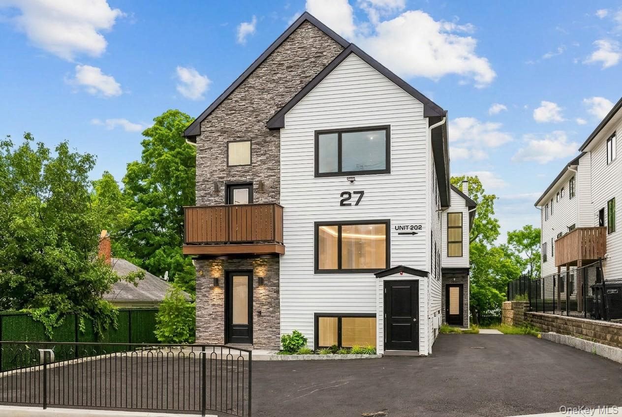 27 Ewing Avenue