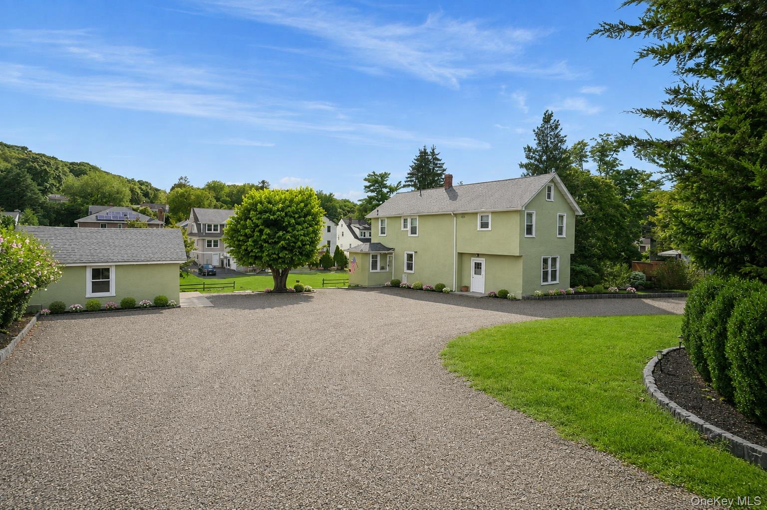 86 Sunnyside Lane