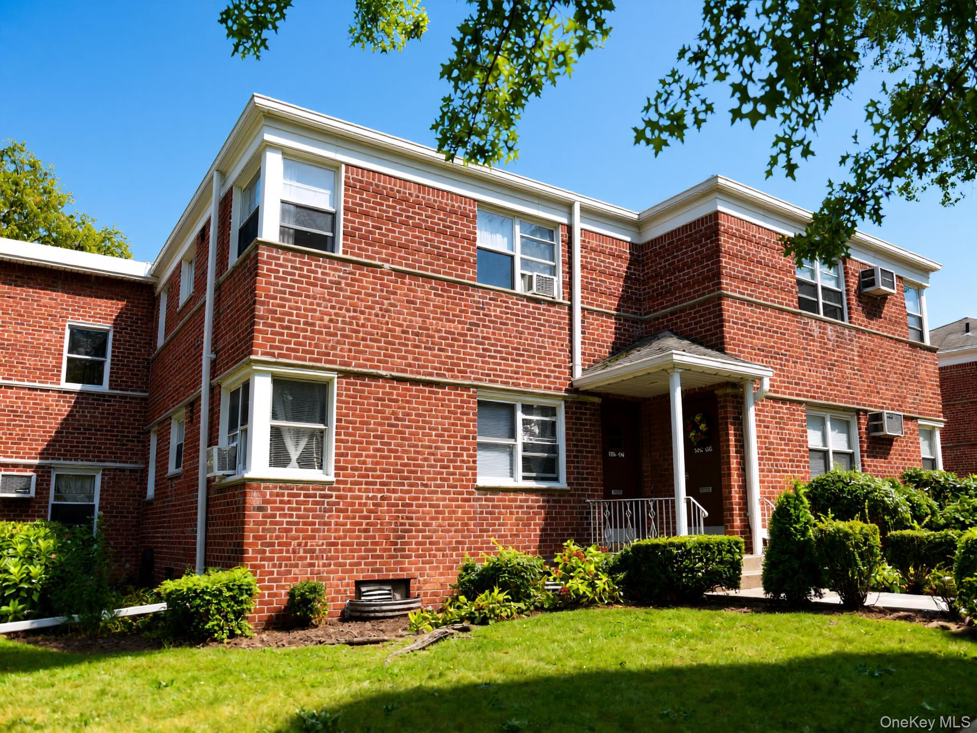 196-08 Pompeii Avenue