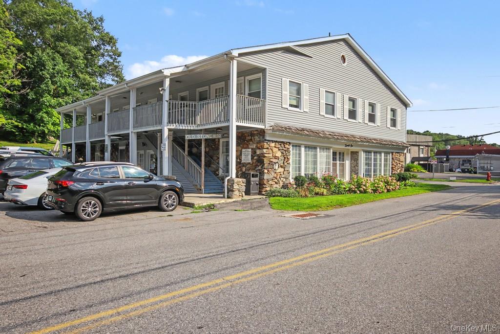 21 Clark Place