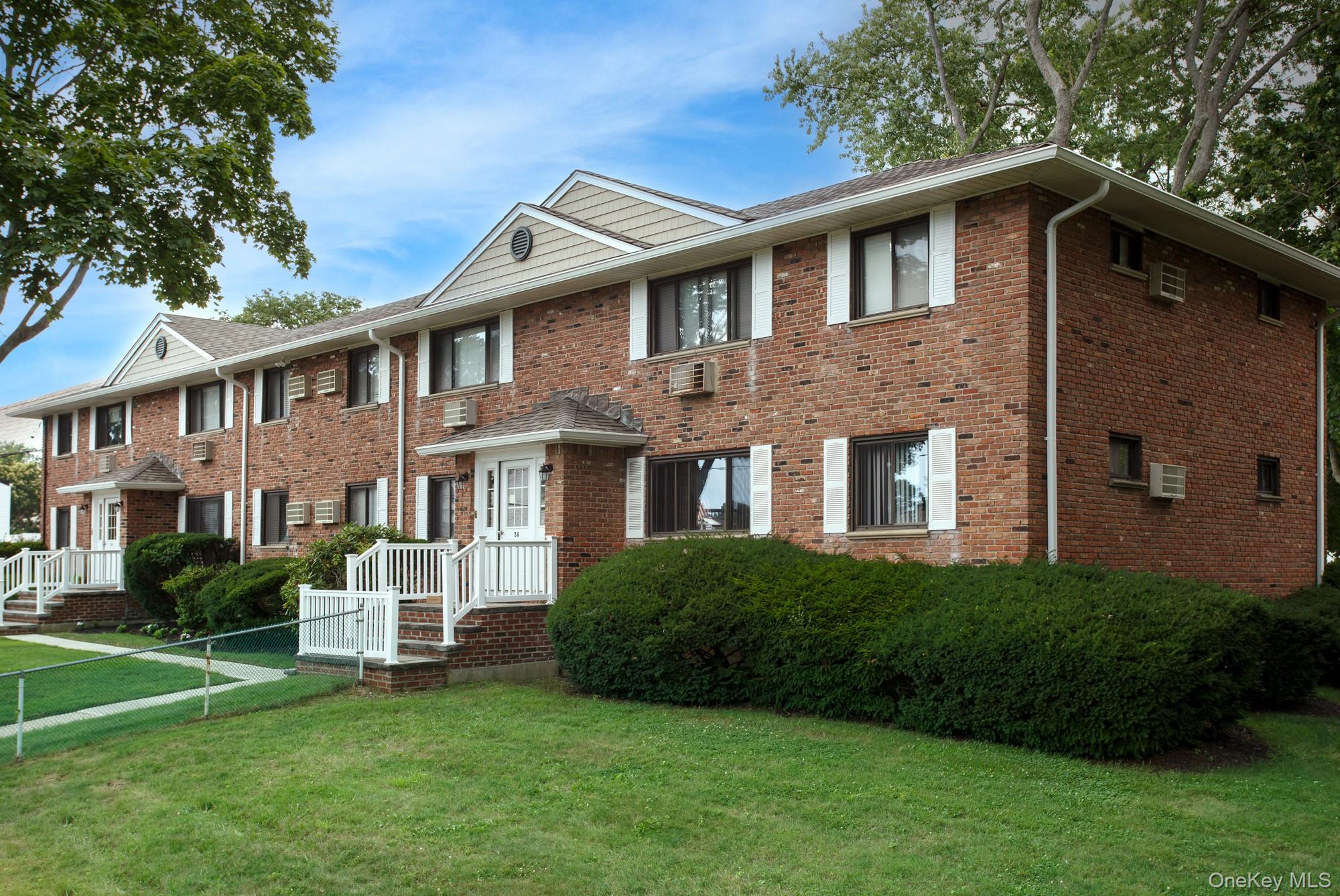 20 Perry Boulevard