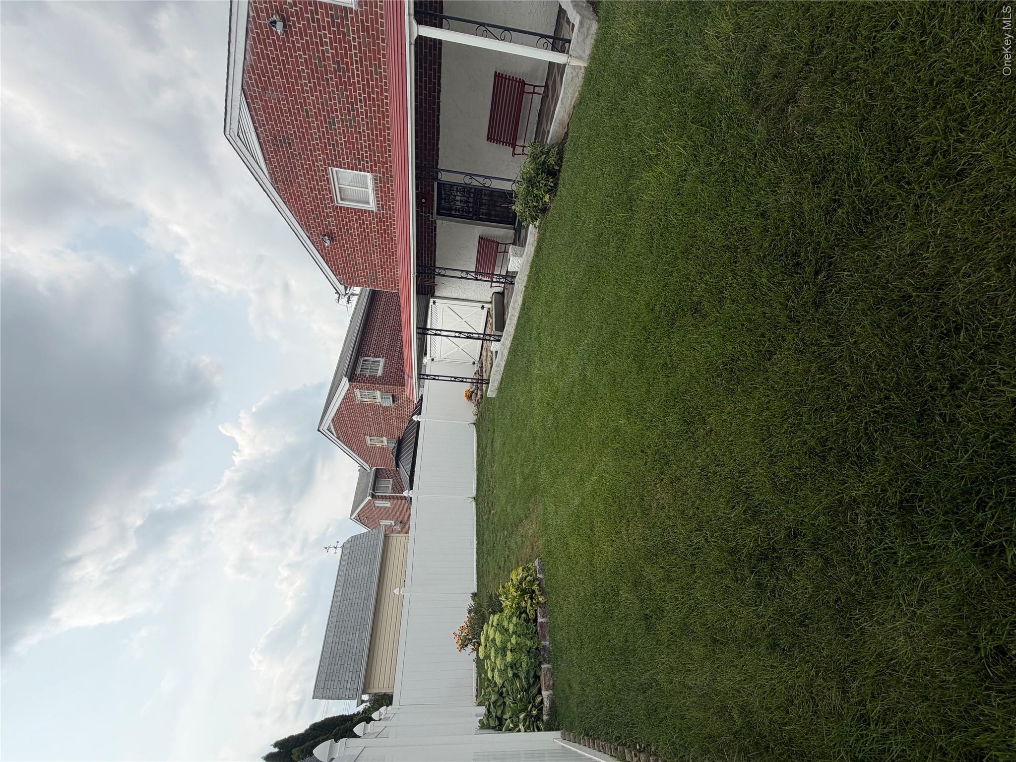 Photo 36