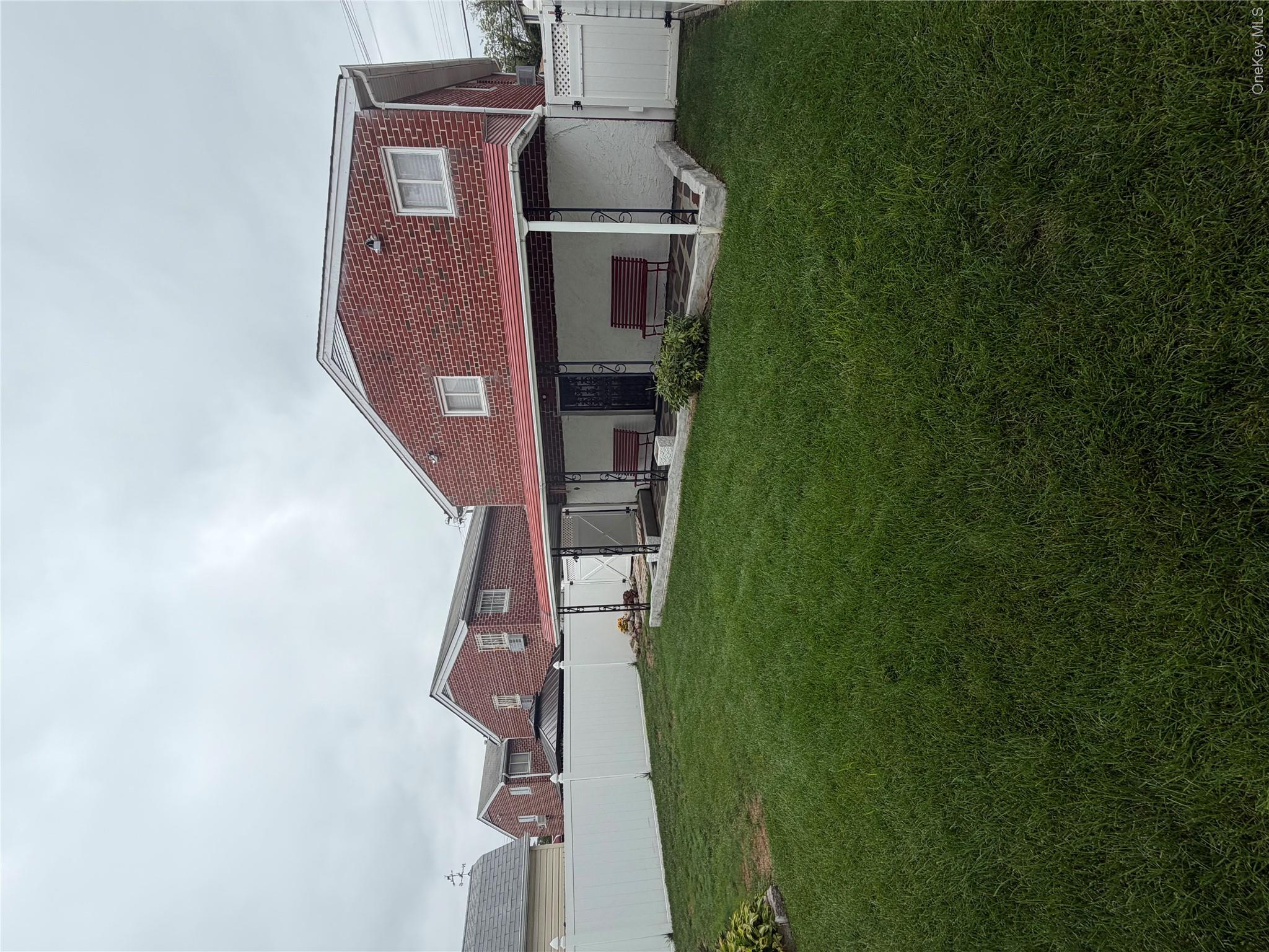 Photo 43