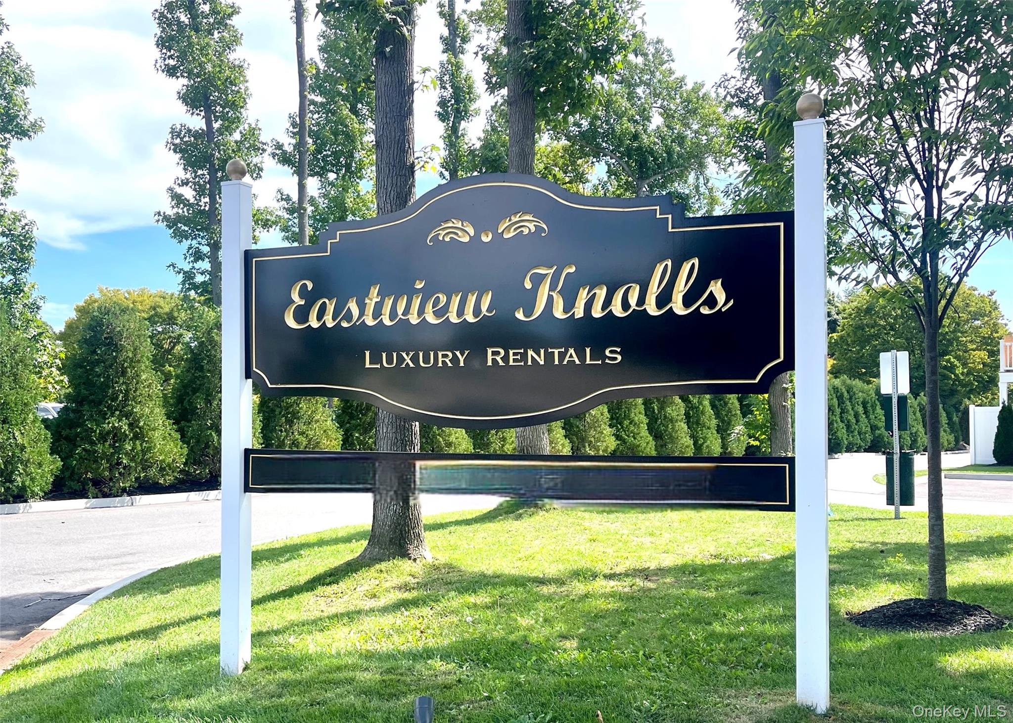 221 Eastview Drive