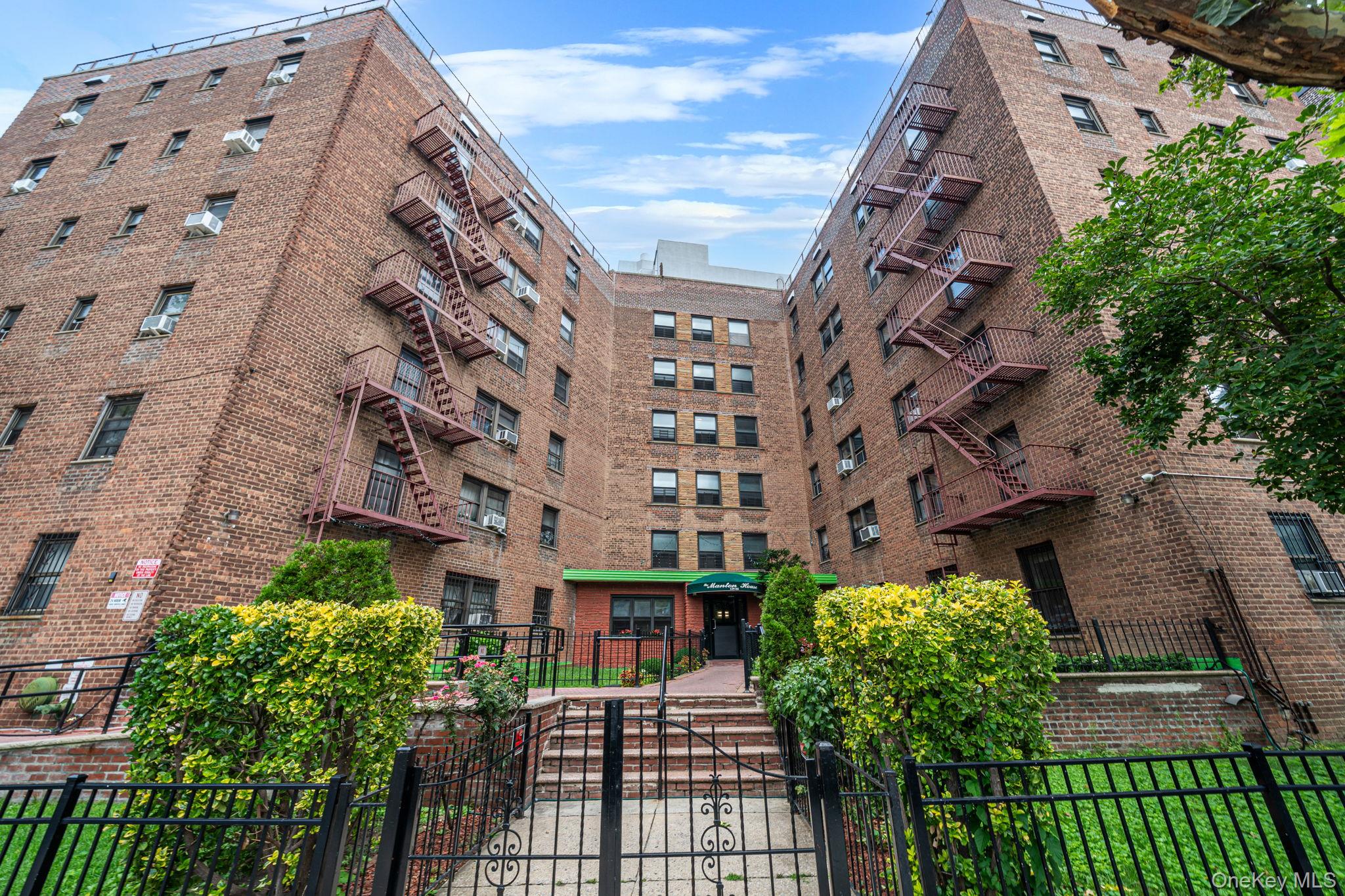 139-05 85 Drive