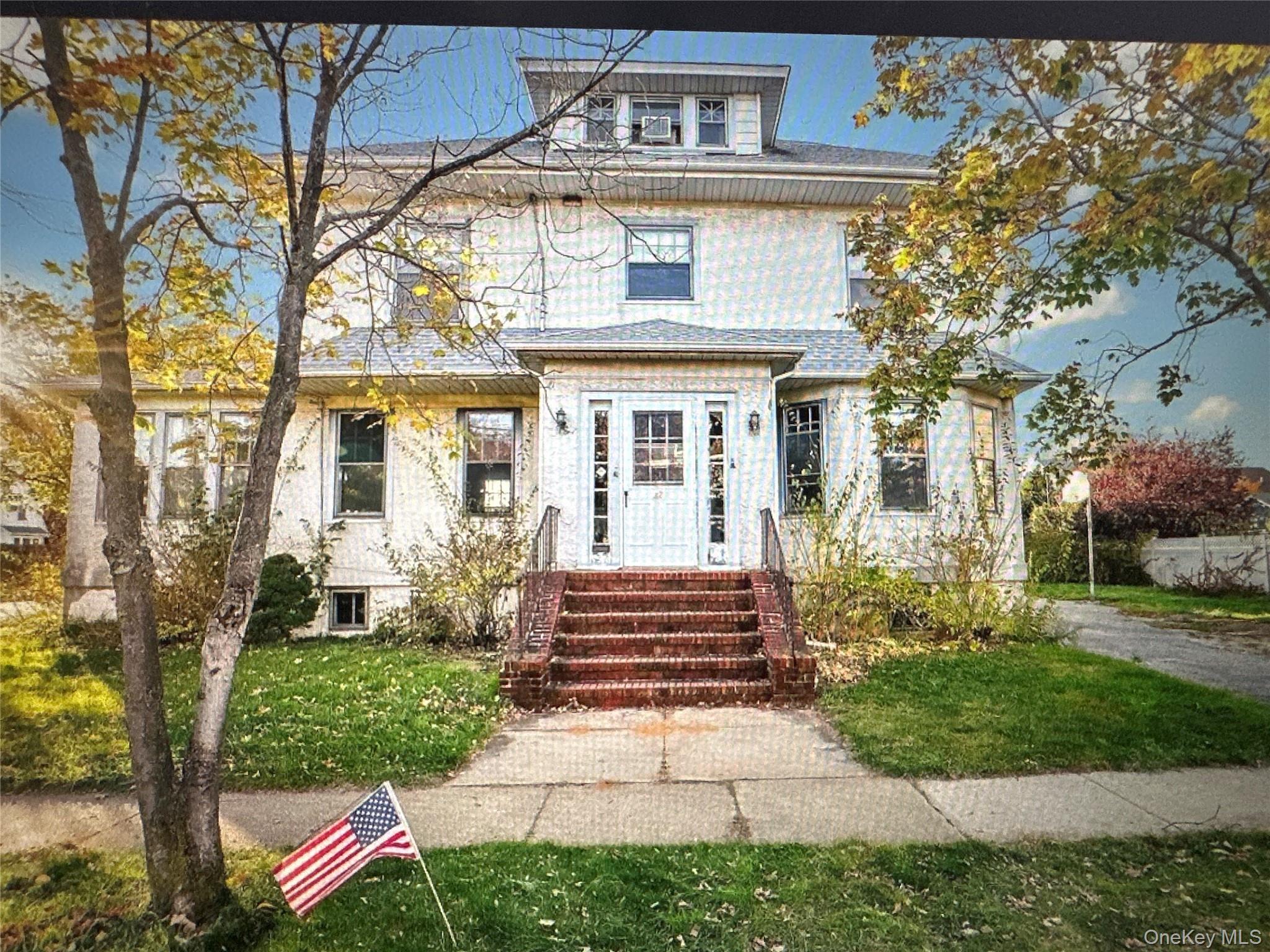 42 Vernon Avenue