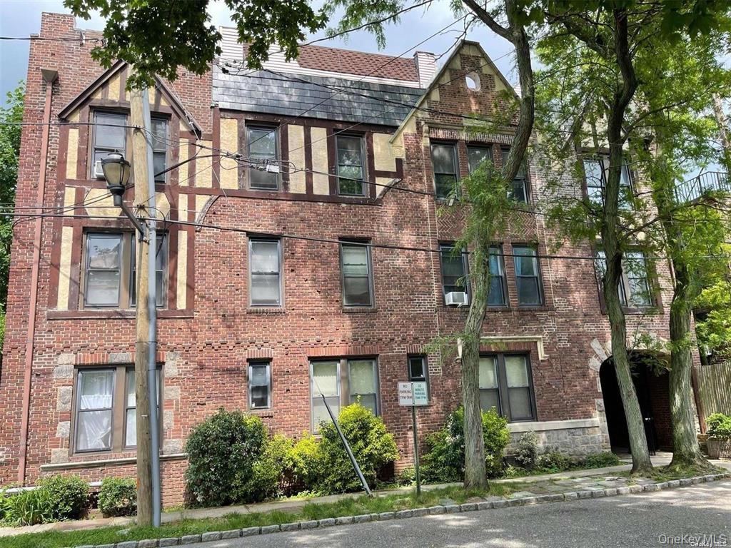 1 Hillside Avenue
