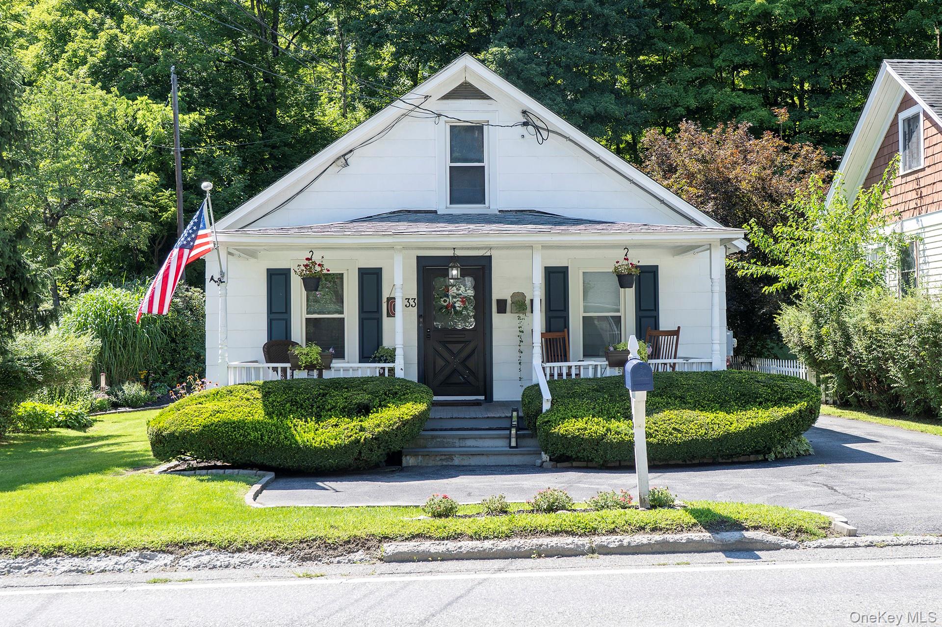33 North Avenue