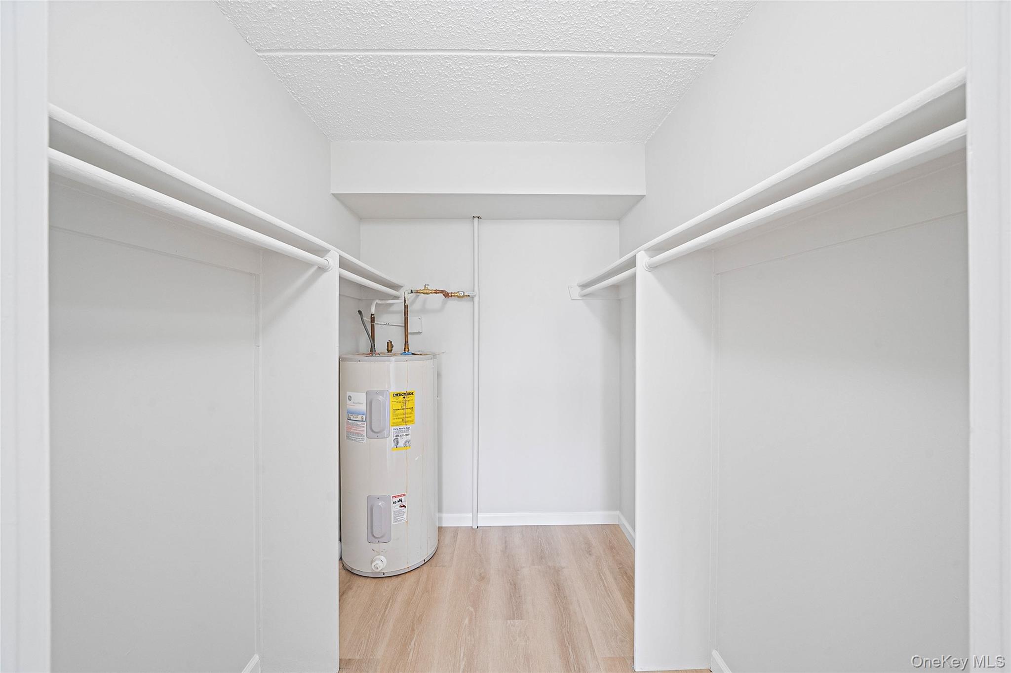 Walk-In Closets