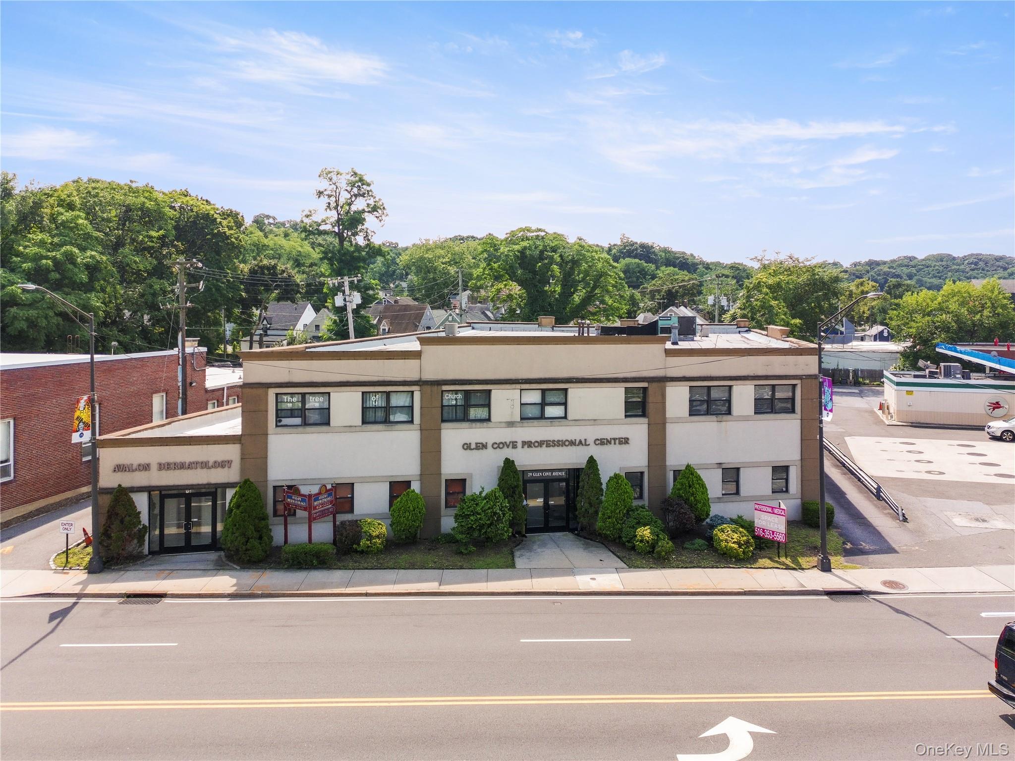 29 Glen Cove Avenue