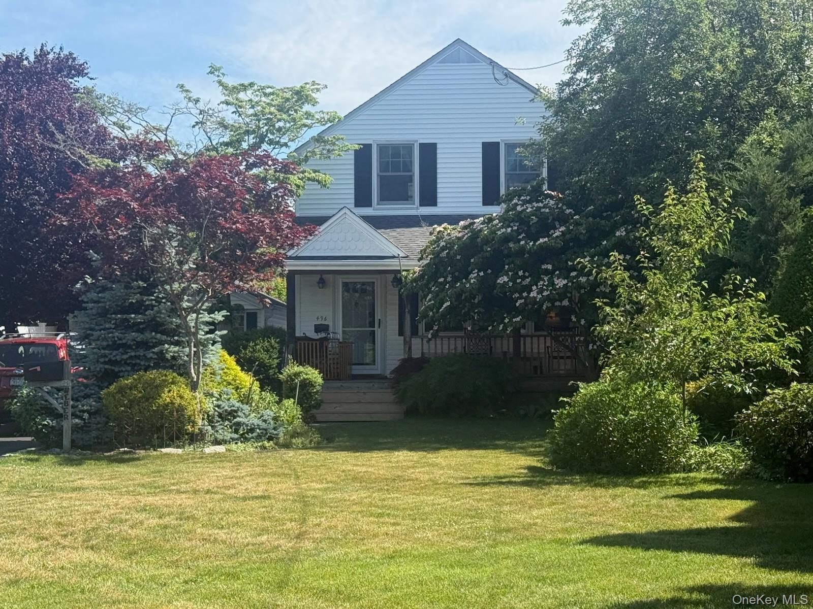 496 Windsor Place