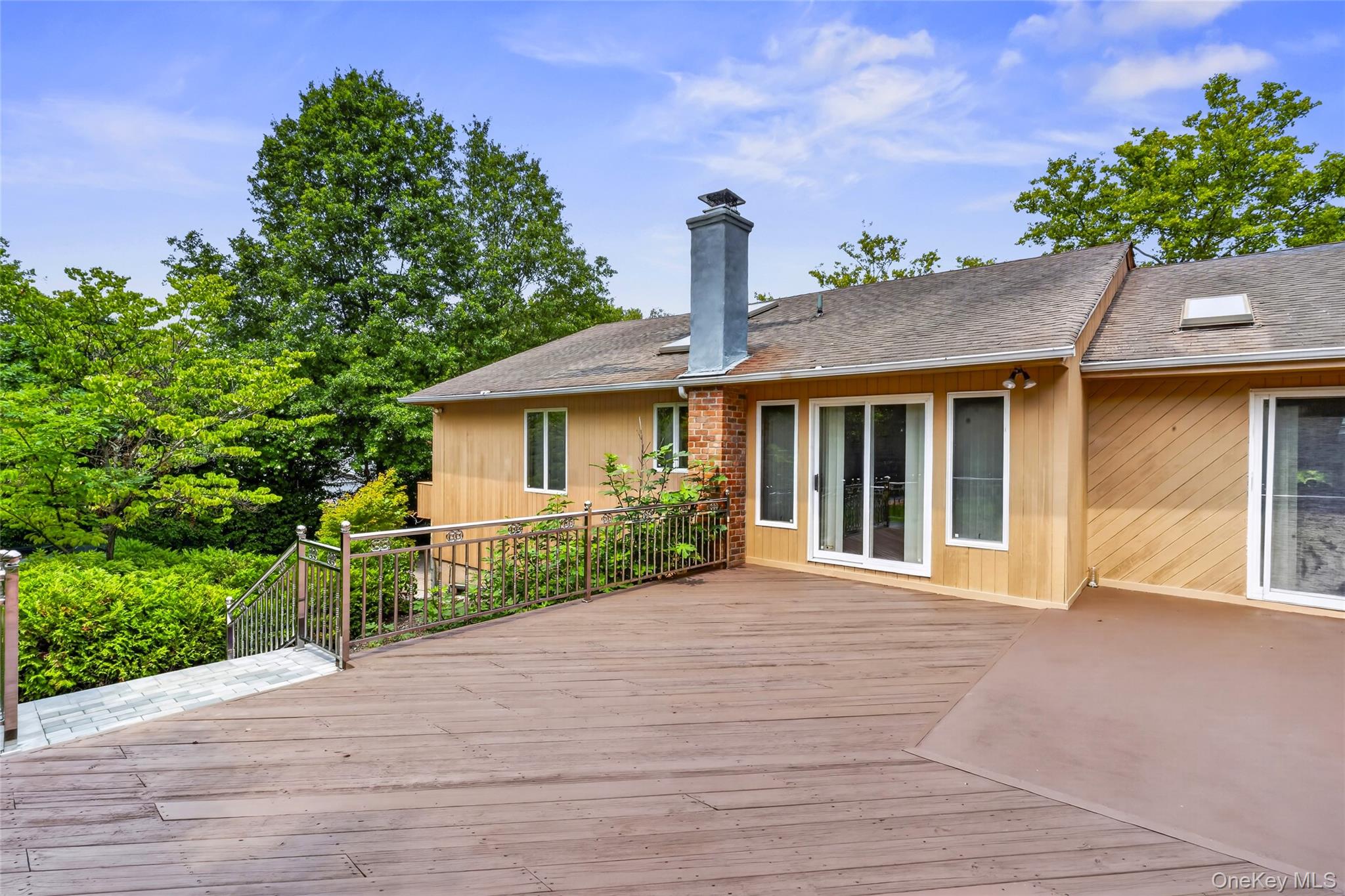 Deck