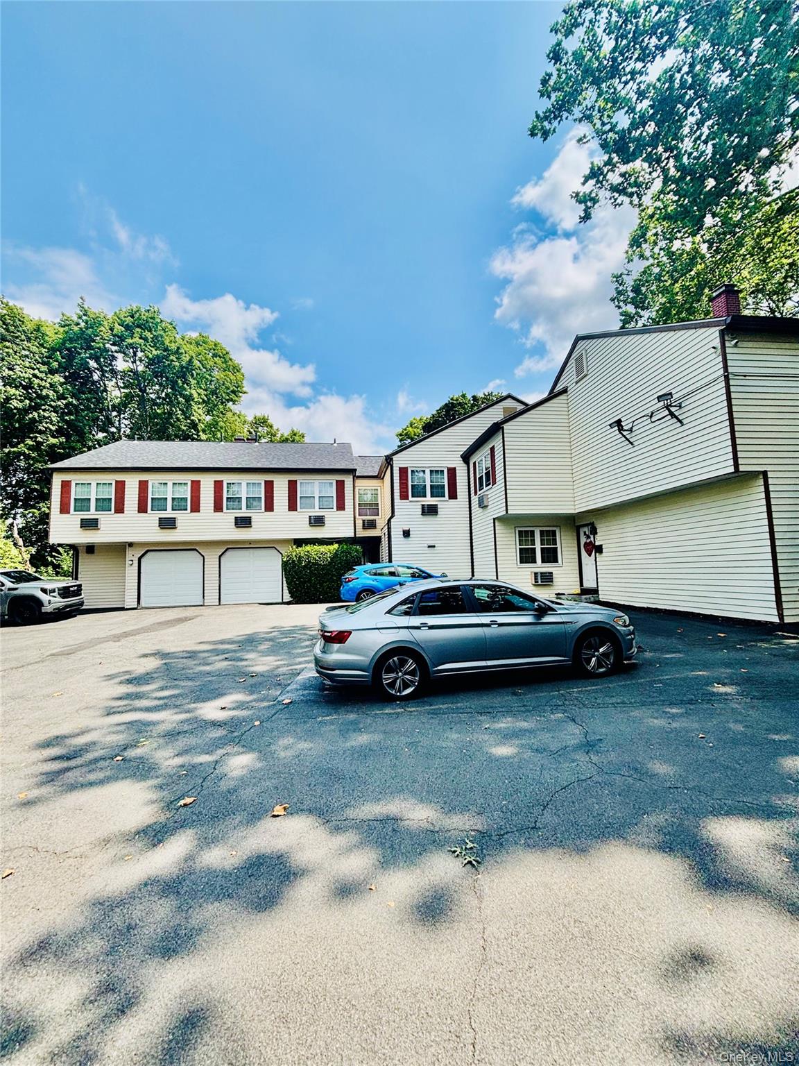 10 Westview Avenue