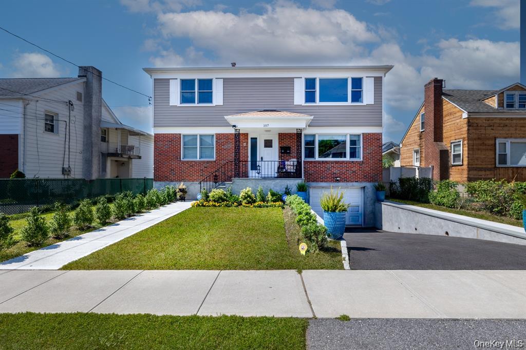 107 Woodside Avenue