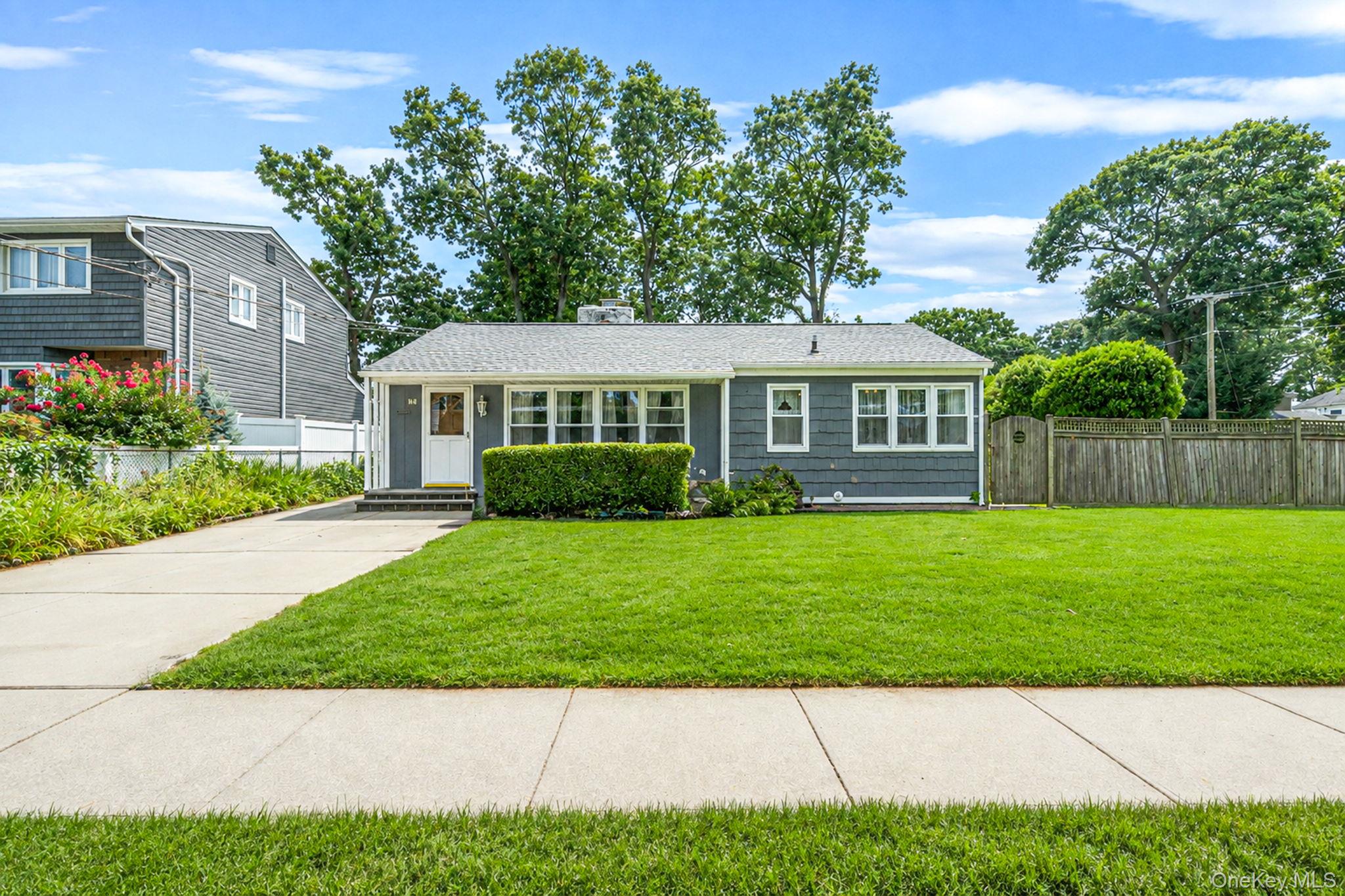 92 Parkhill Avenue