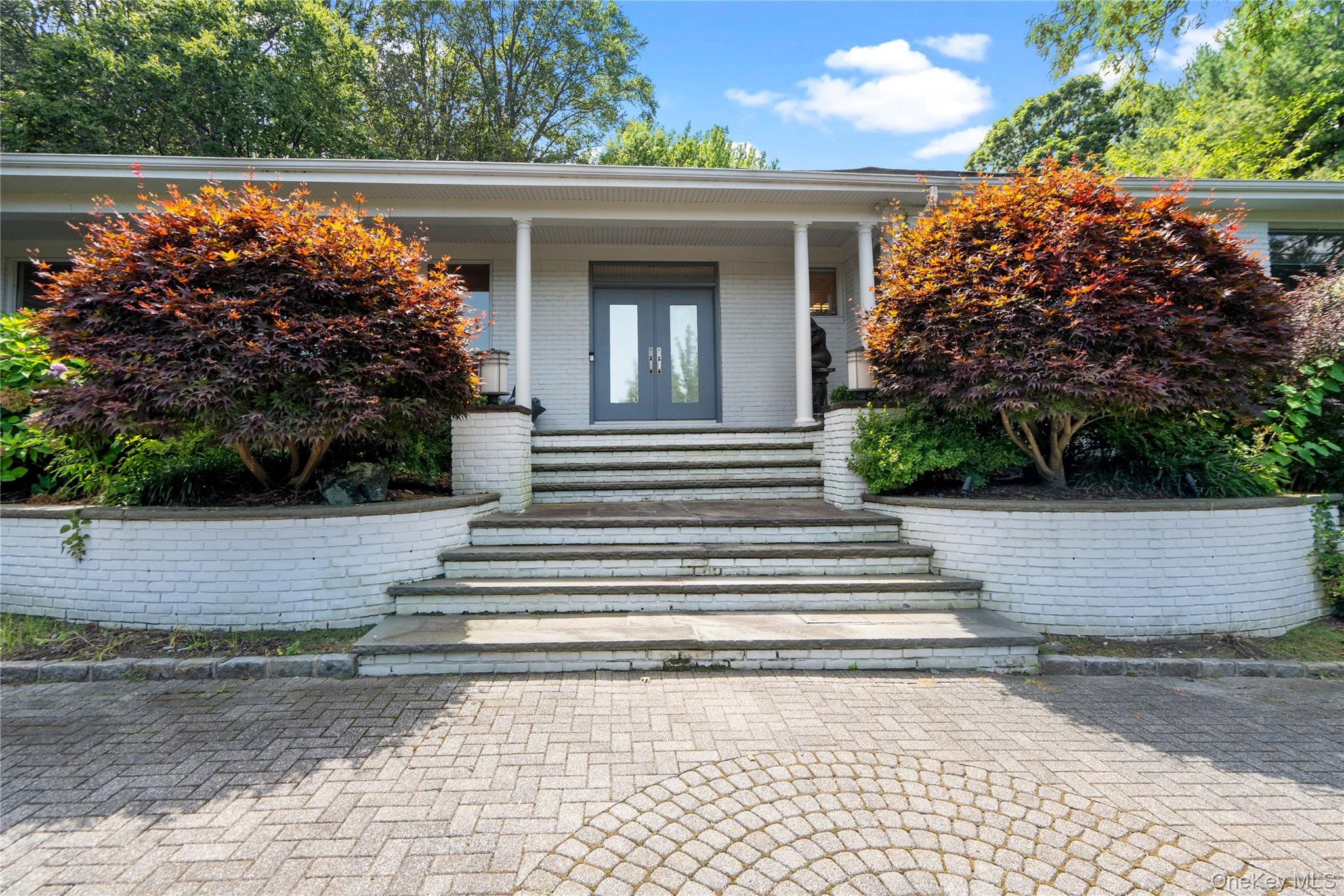 18 Lake Road