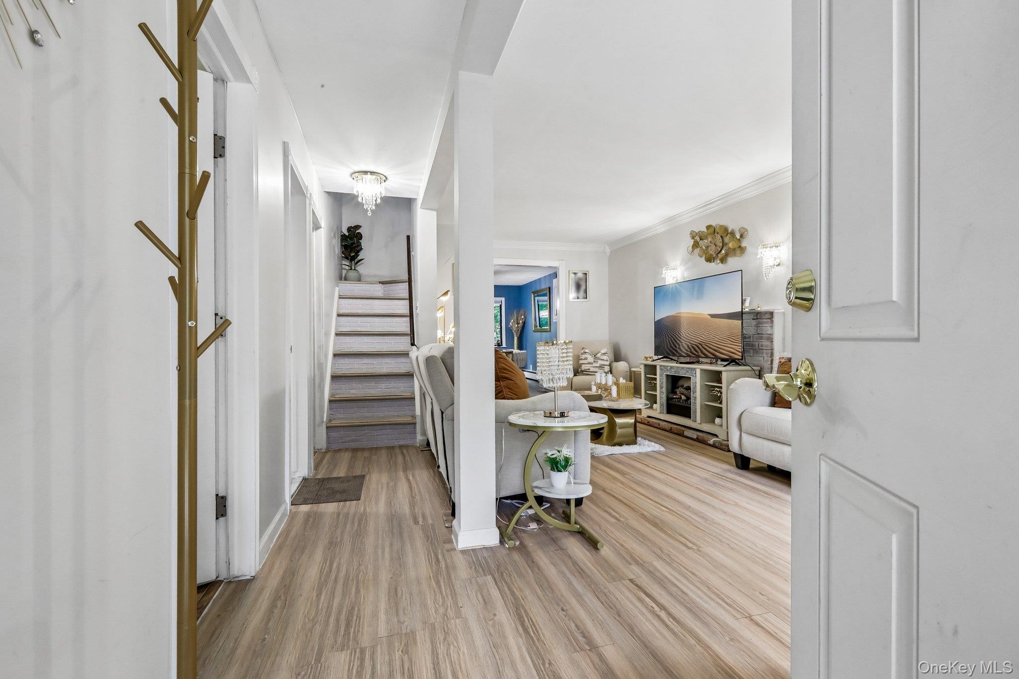 25 Croton Drive