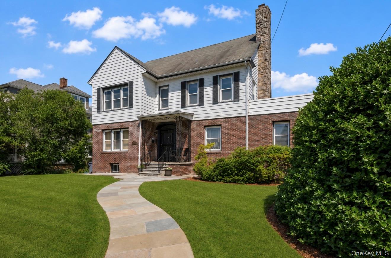 11 Winfield Avenue