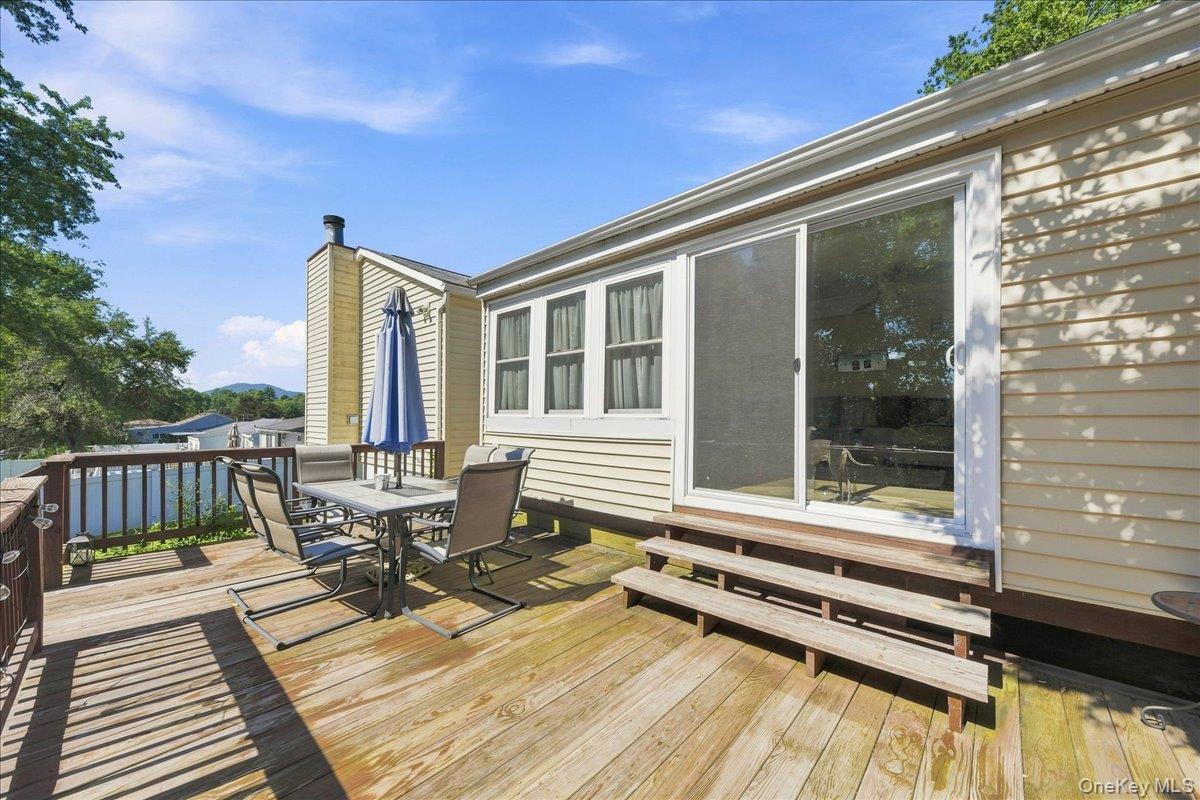 Deck