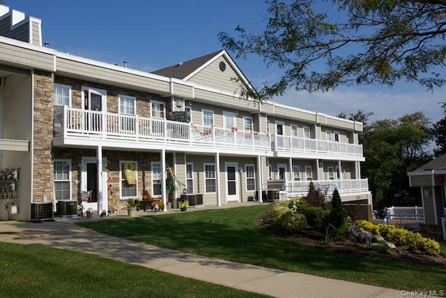 1757 Montauk Highway