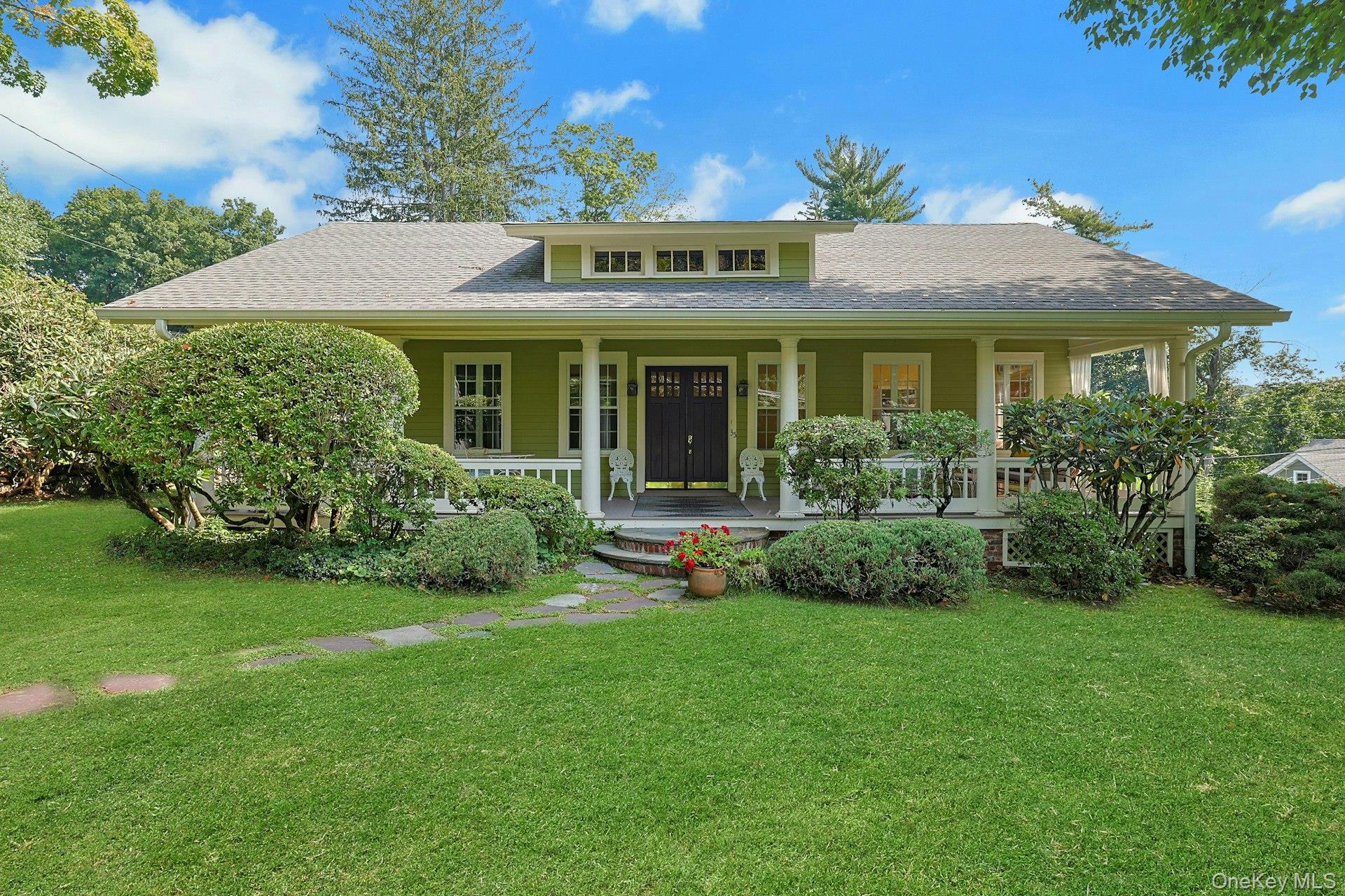 35 Grandview Avenue