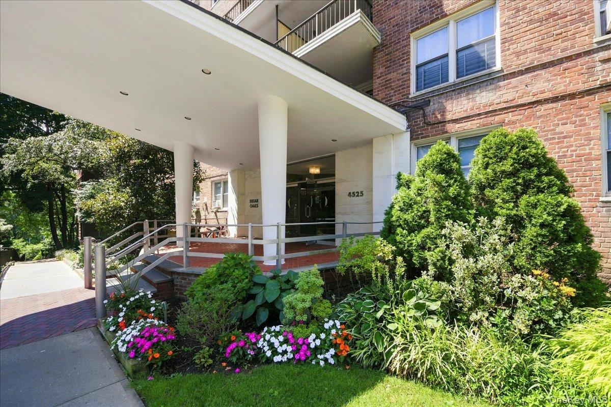 4525 Henry Hudson Parkway