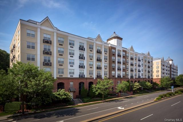 1100 Avalon Square