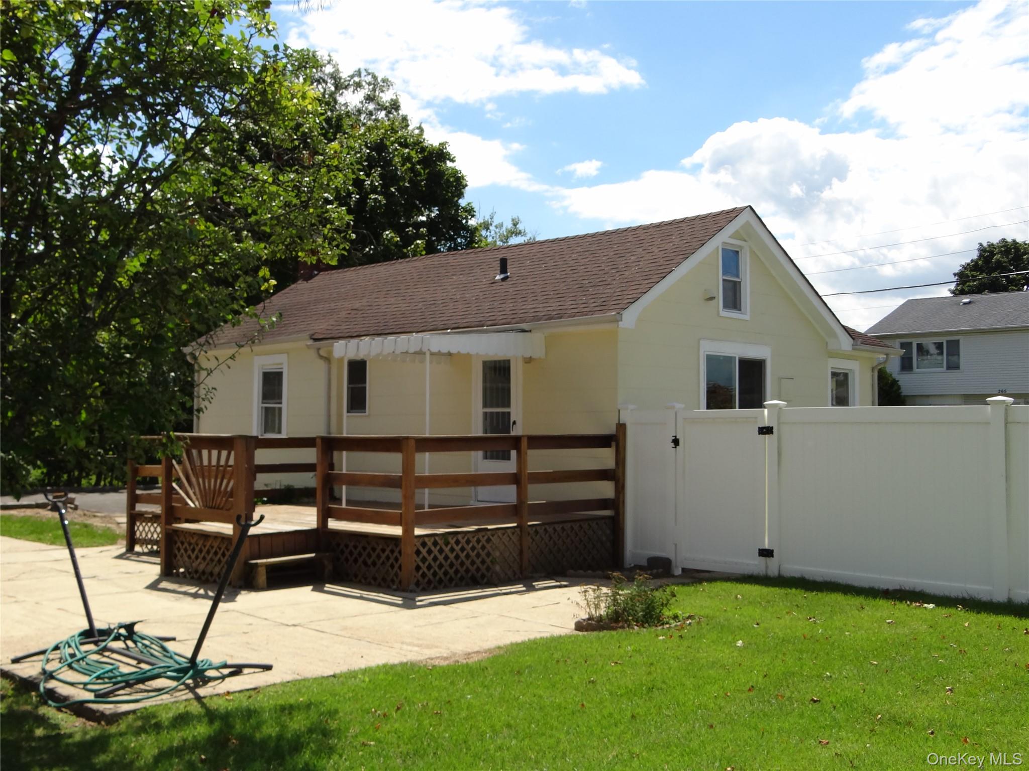 Deck
