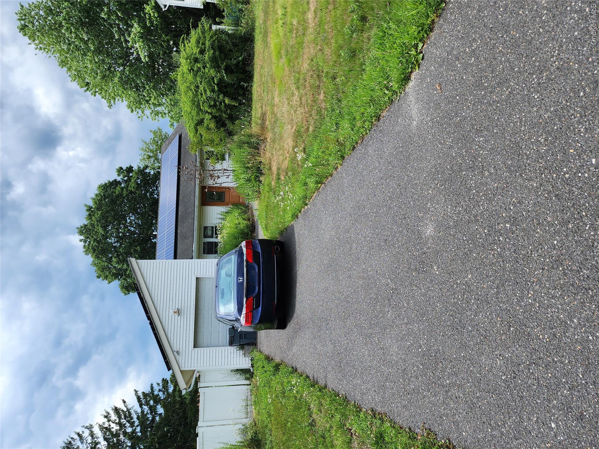 26 Narragansett Avenue
