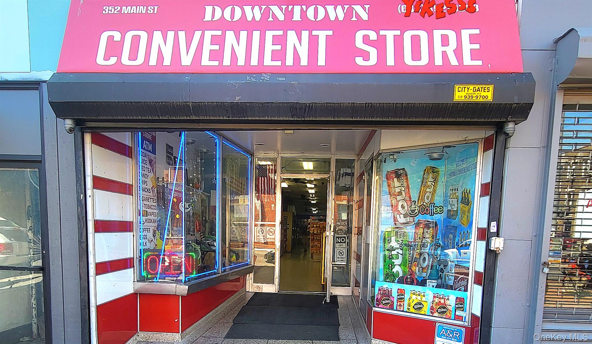 352 Main Street