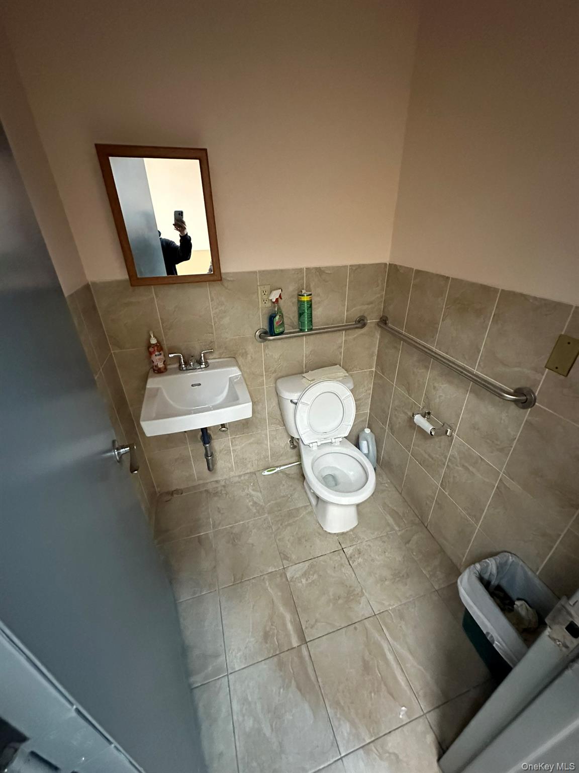 Photo 8