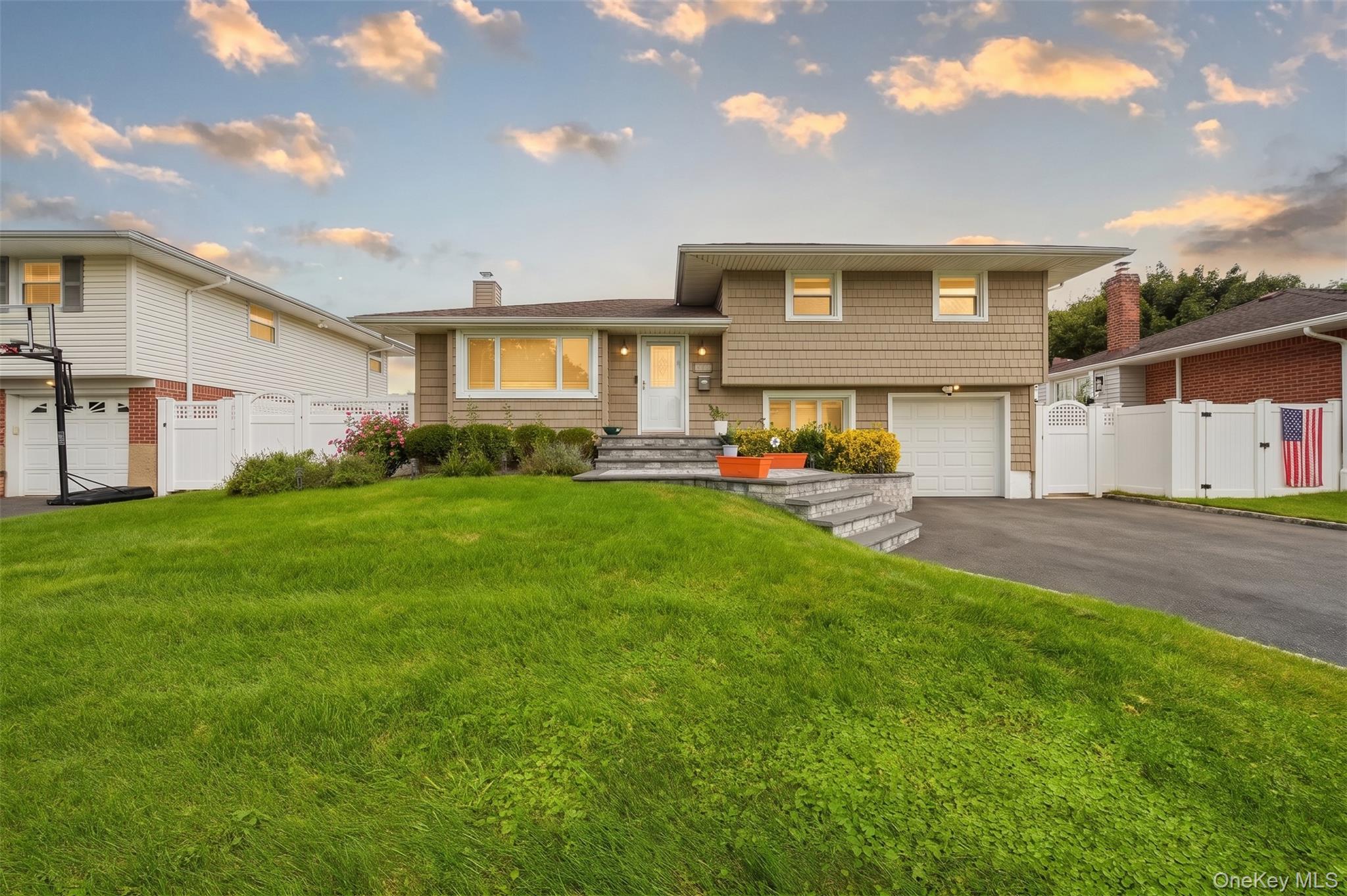 16 Spector Lane