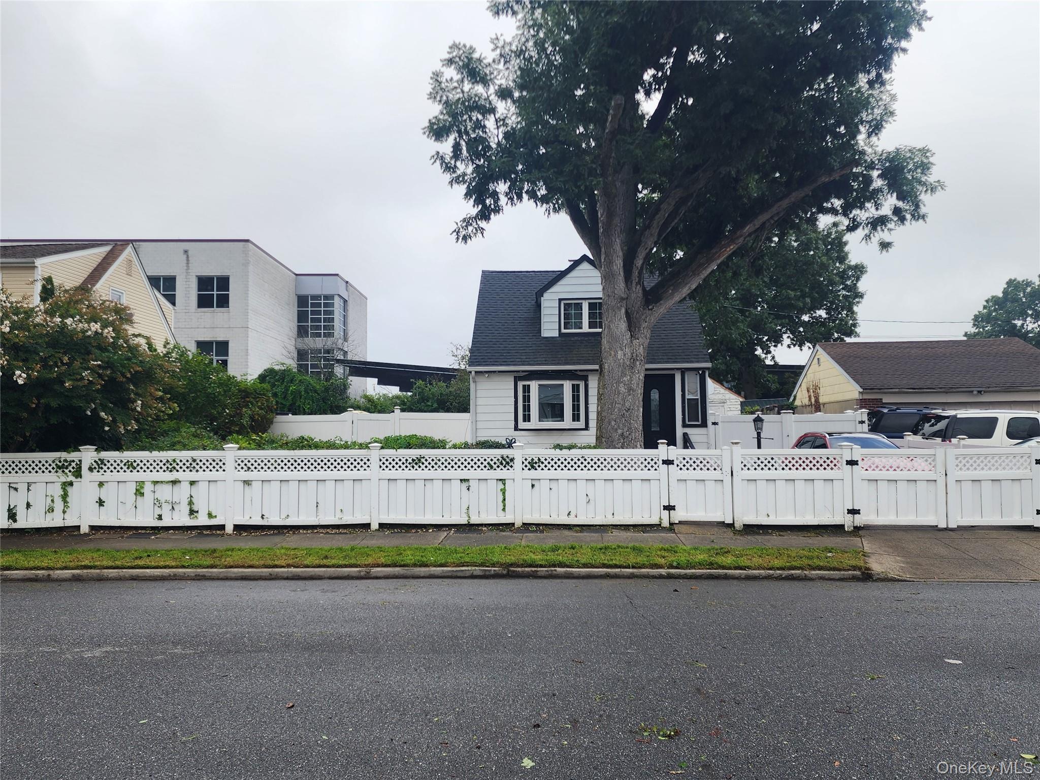 5 Konig Court
