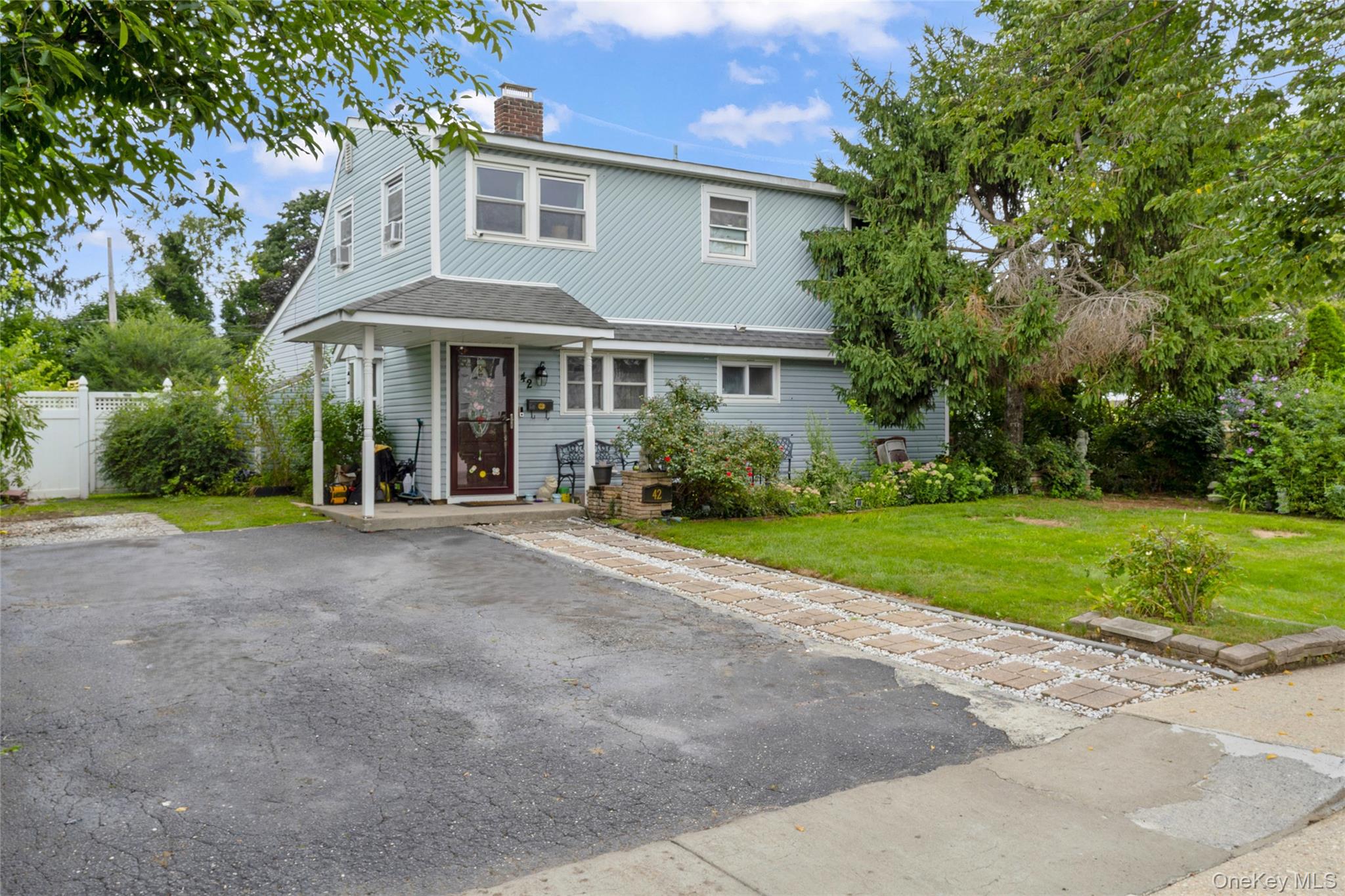 42 Mockingbird Lane