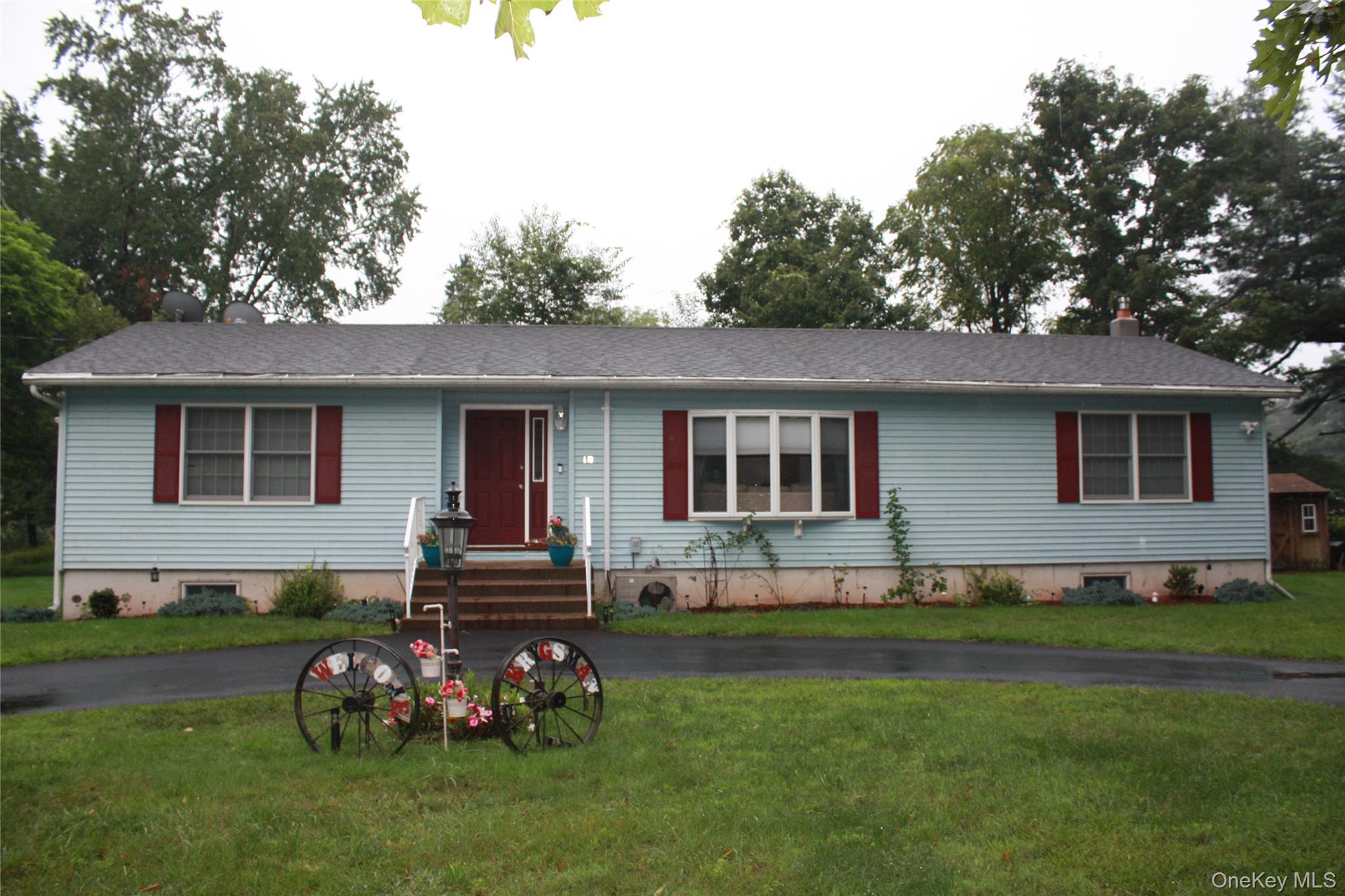 17 Benton Drive