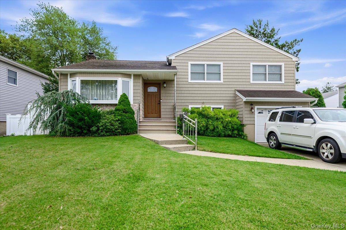 2664 Grayson Drive