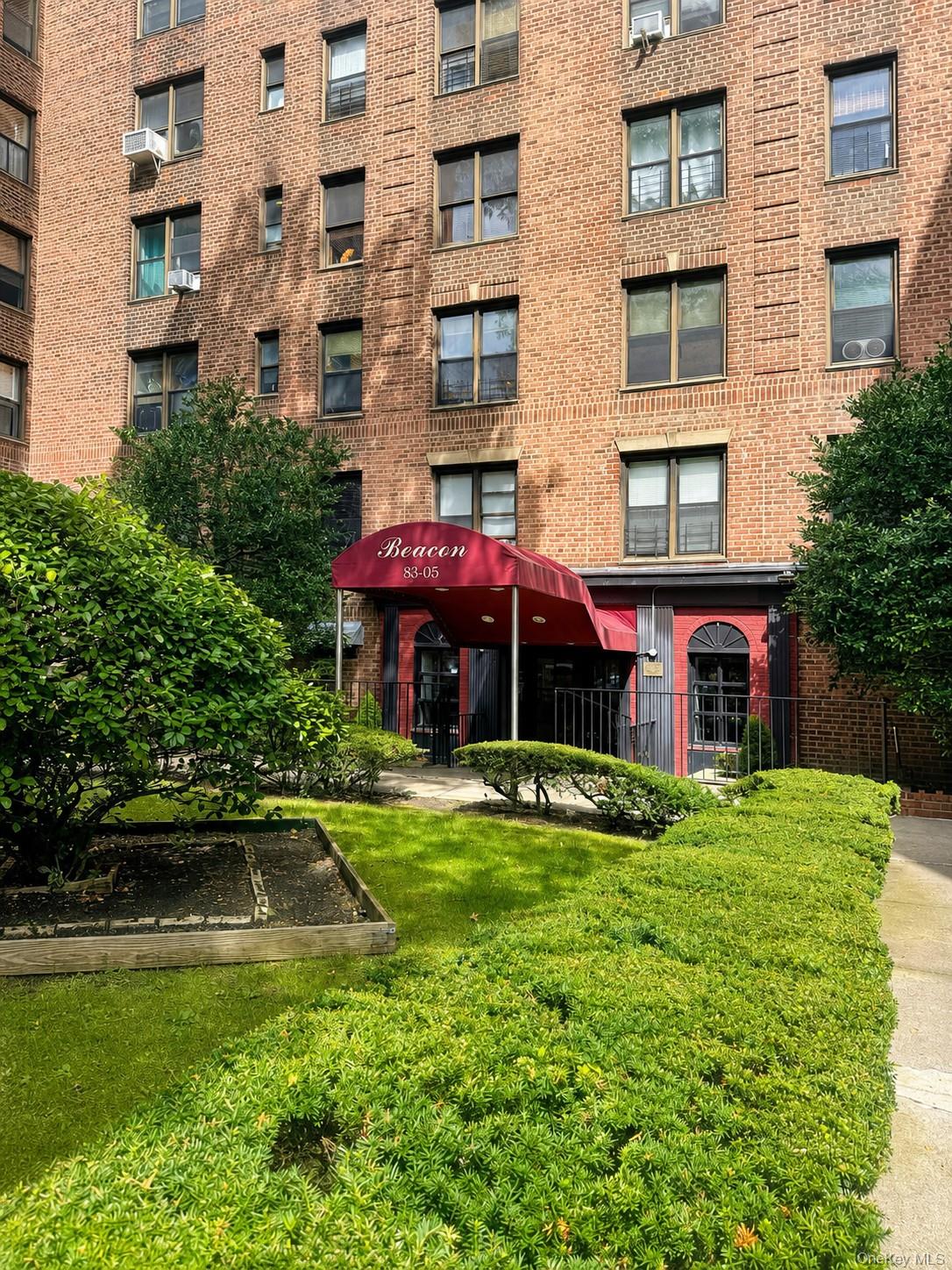83-05 98 Street