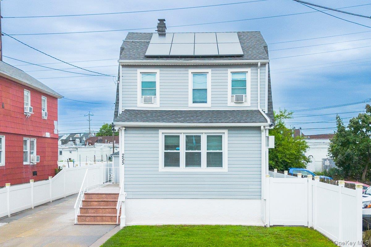 255 Cochran Place