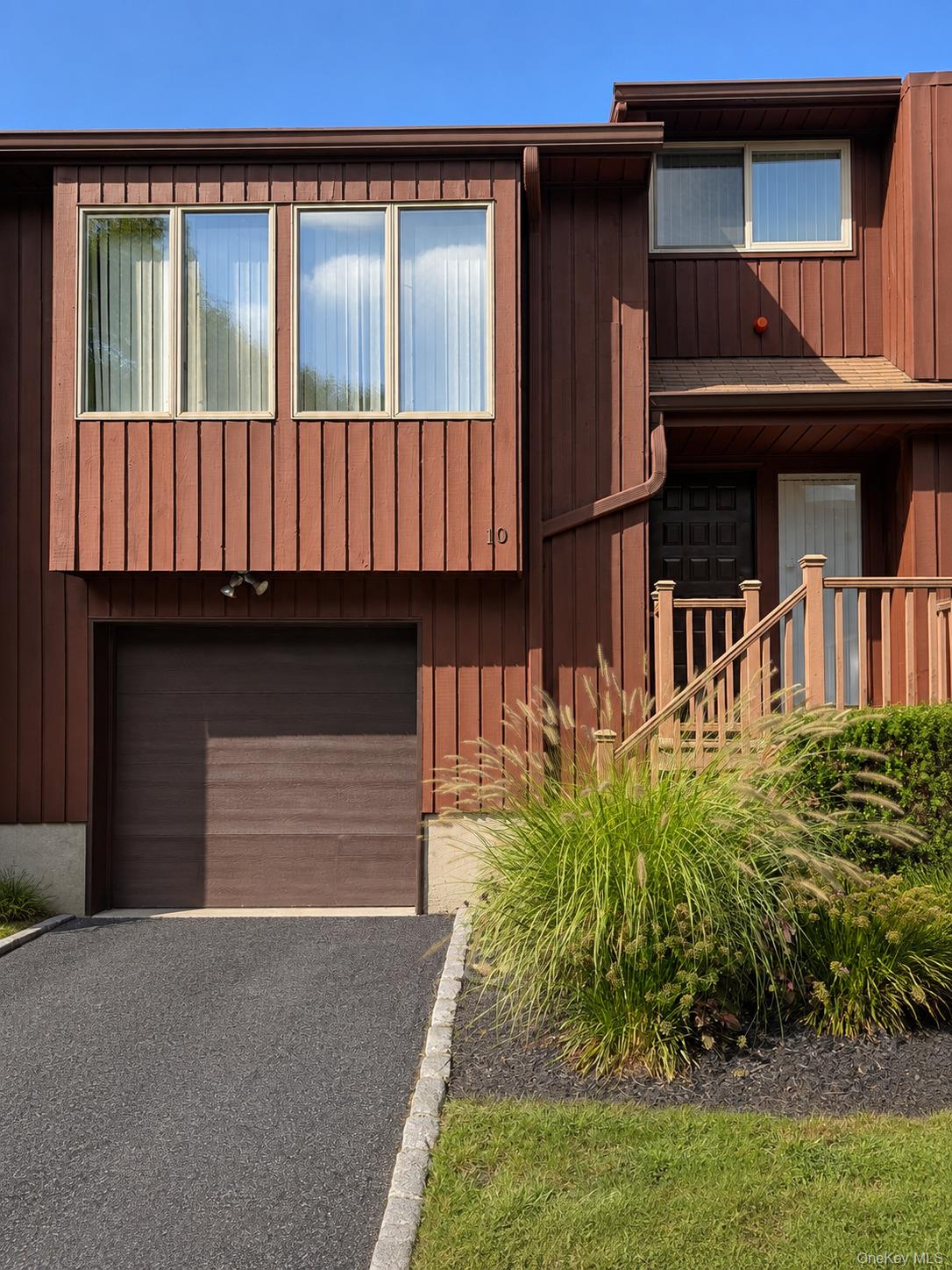 10 Braemar Court